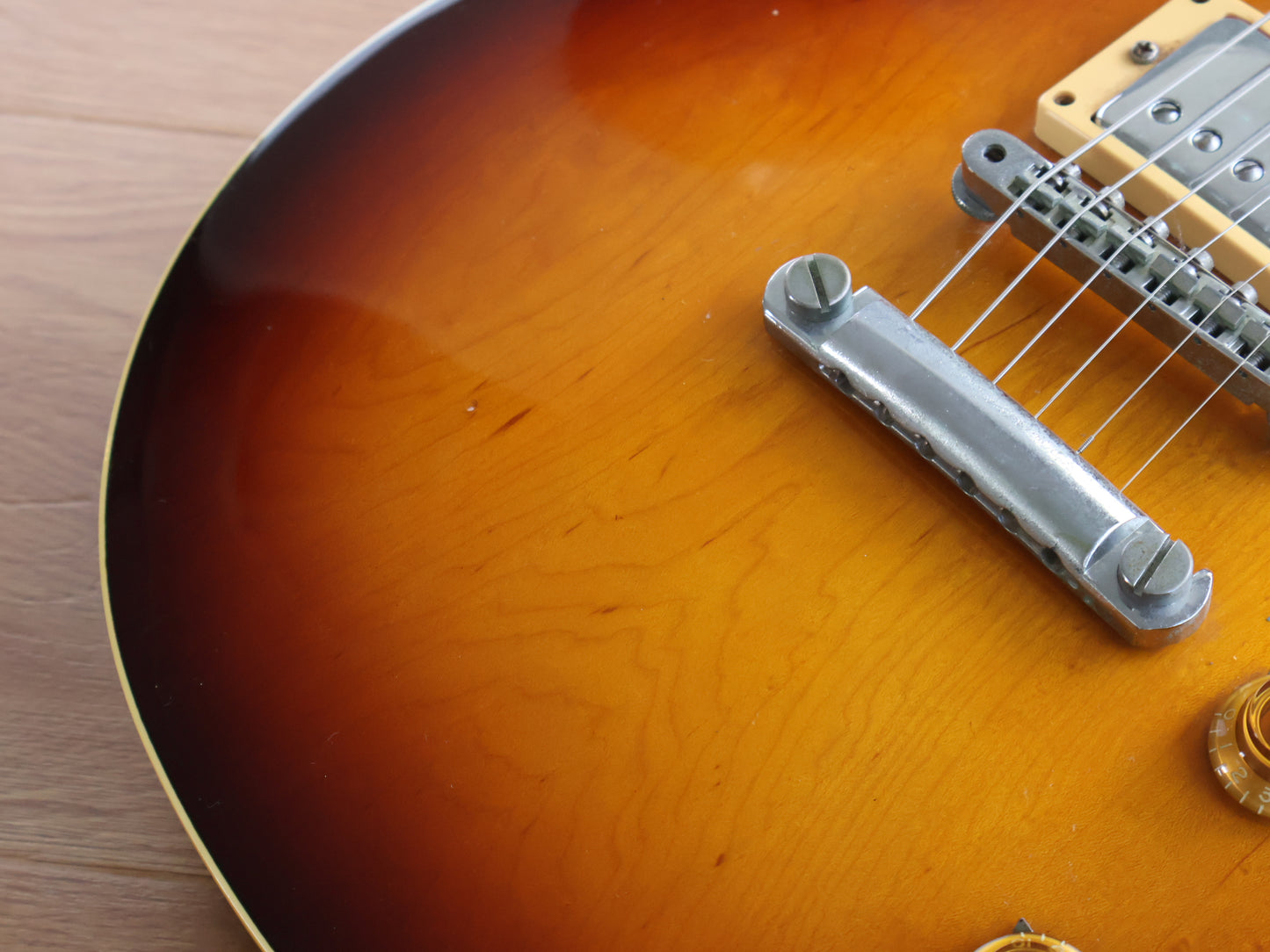 1983 Yamaha Japan LP400 Lord Player Les Paul Standard (Brown Sunburst)
