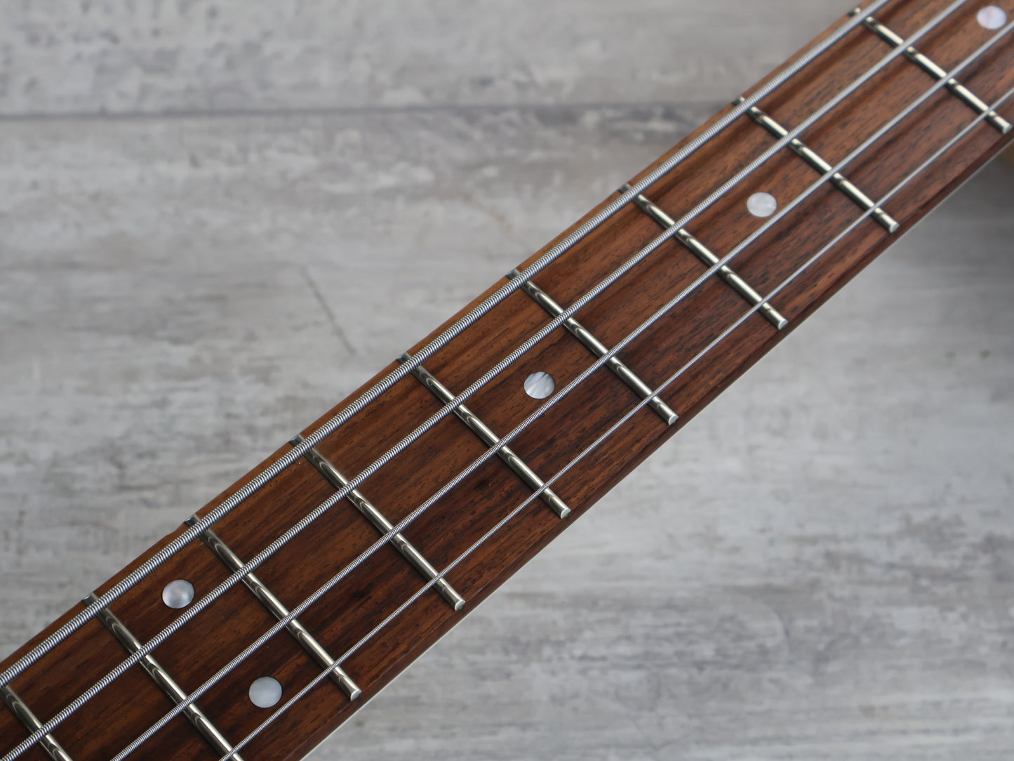 1995 Burny (Fernandes) BMB-65 Mockingbird Bass (White)