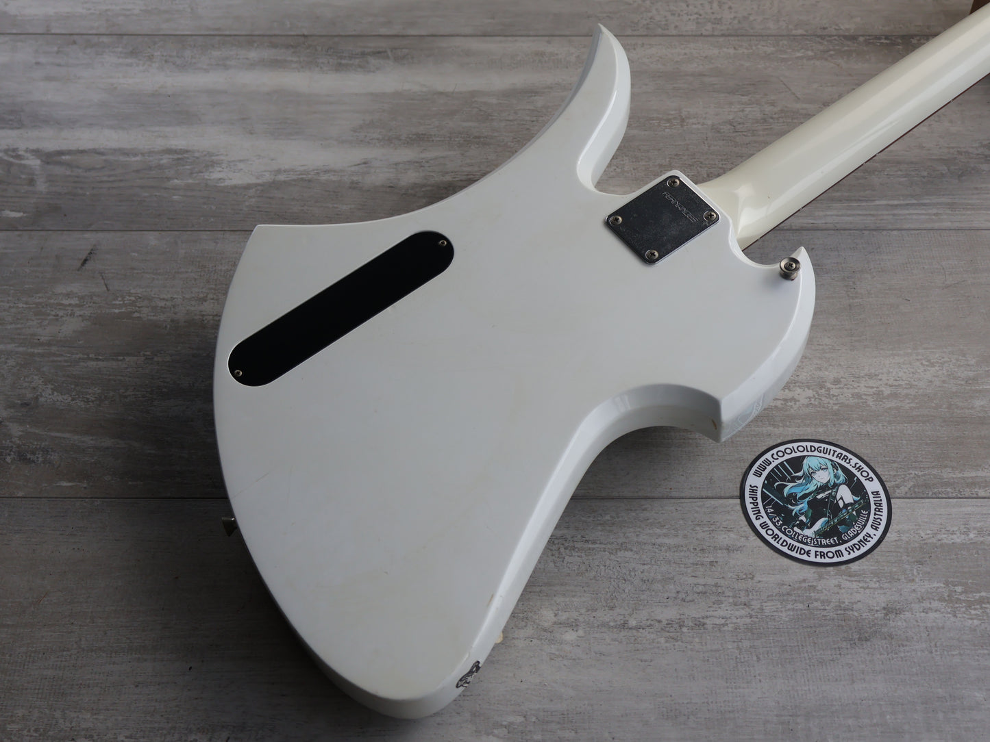 1995 Burny (Fernandes) BMB-65 Mockingbird Bass (White)