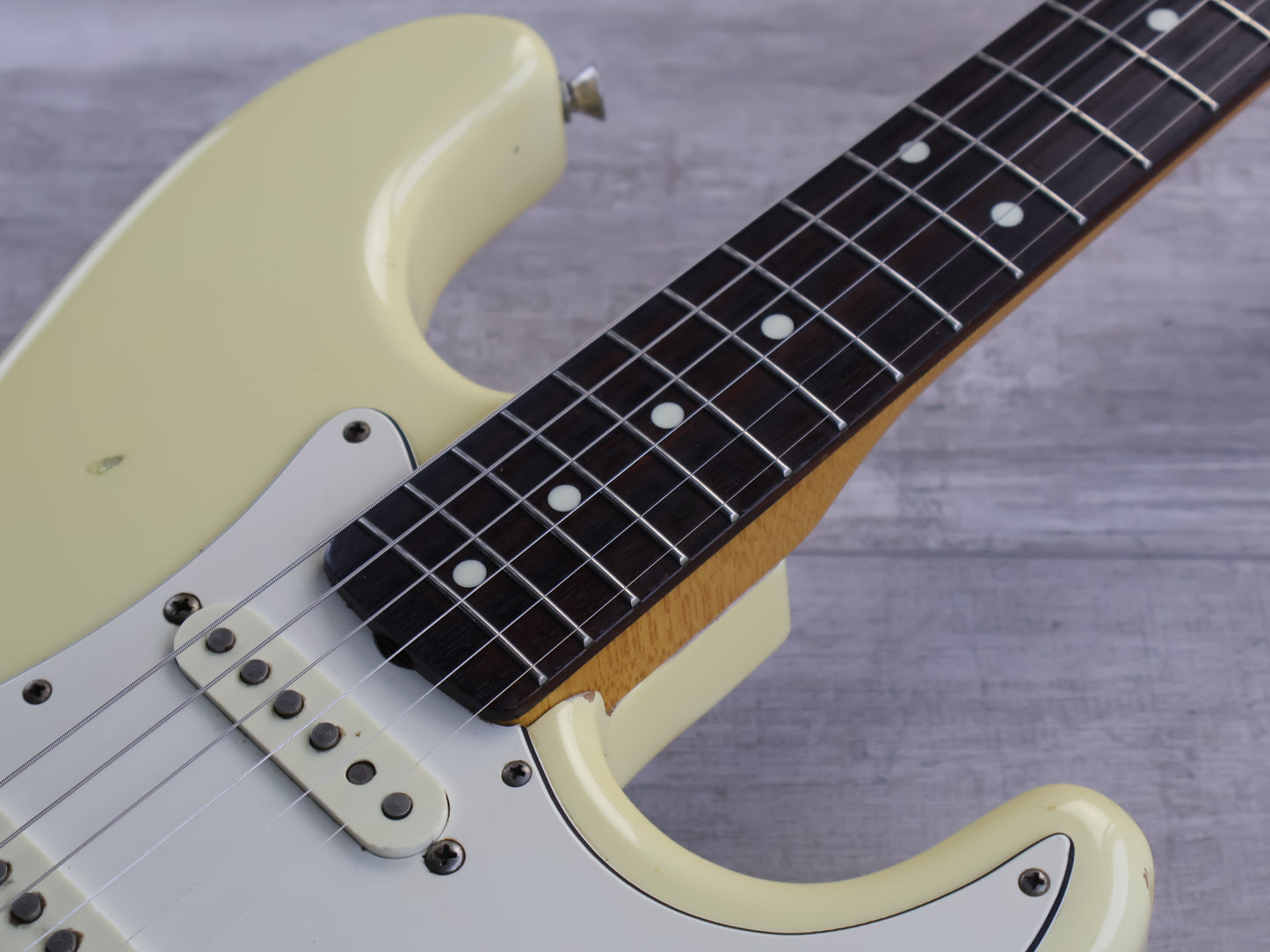 1993 Fender Japan ST62-53 '62 Reissue Stratocaster (Vintage White)
