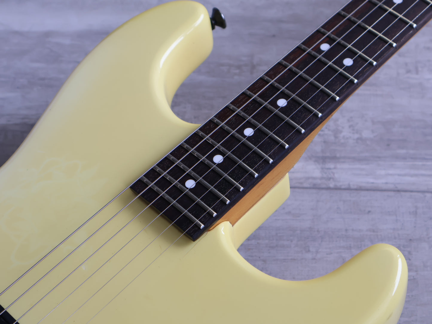 1986 Charvel Japan Model 2 Superstrat w/Kahler (Vintage White)