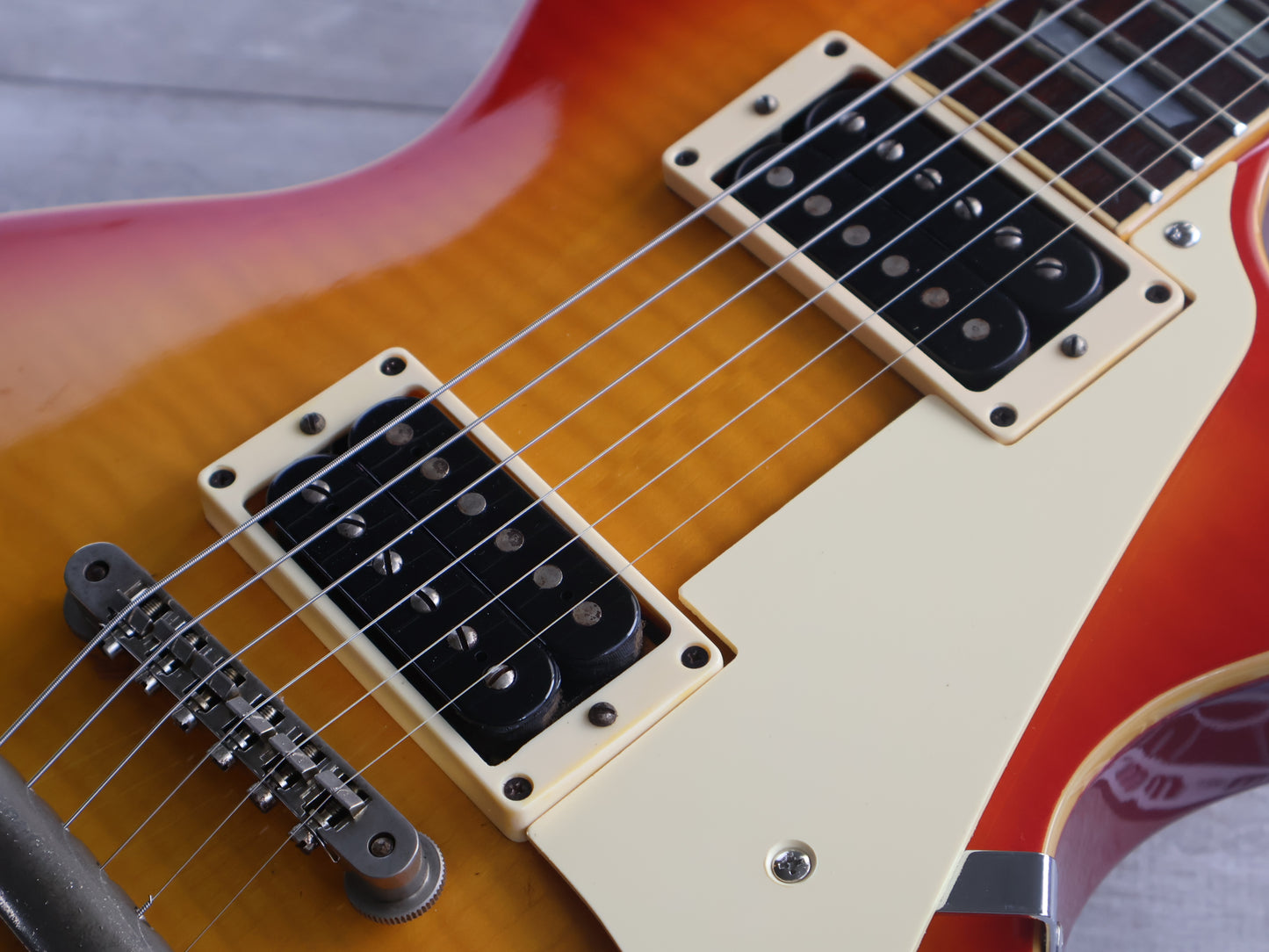1981 Greco Japan EG-500 Super Power Les Paul Standard (Cherry Sunburst)
