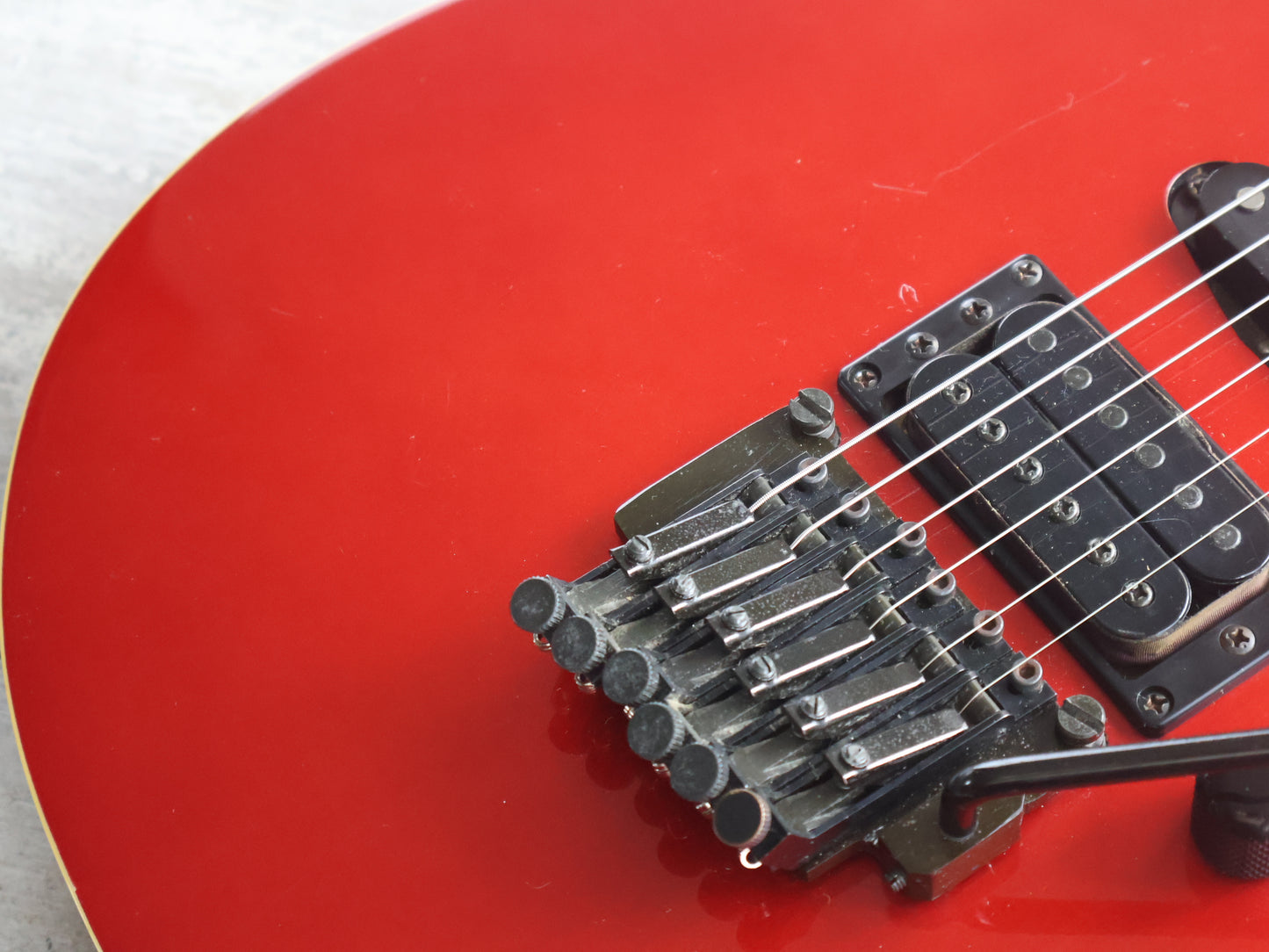 1985 Yamaha Japan SE700E Bound Flat-Top Superstrat (Candy Apple Red)