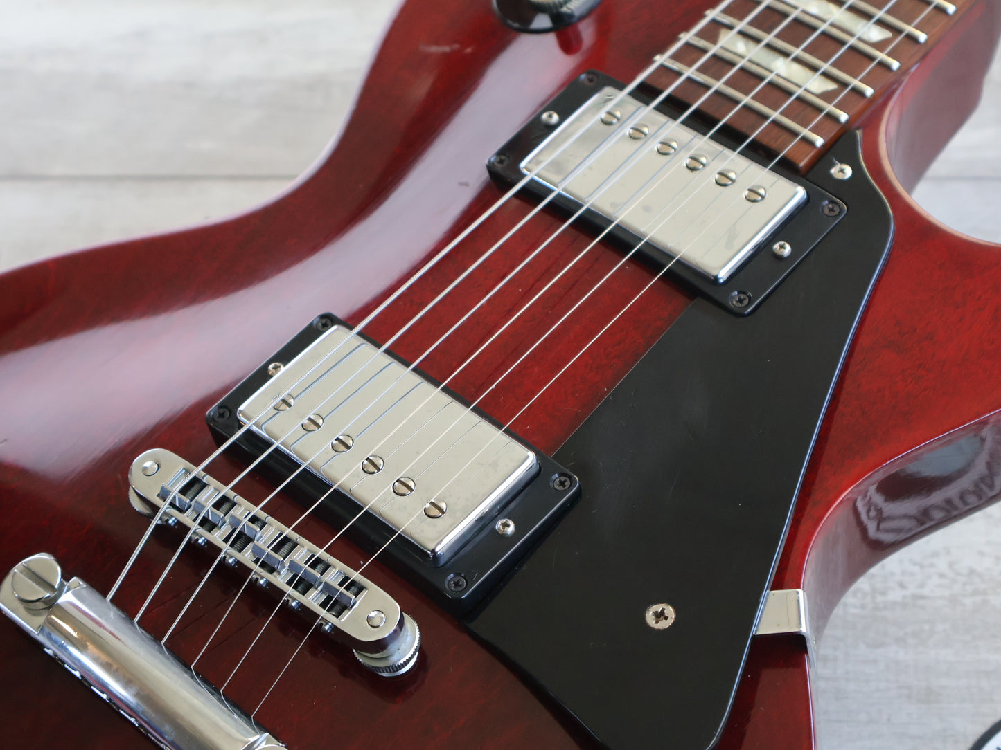 1999 Gibson USA Les Paul Studio (Wine Red)