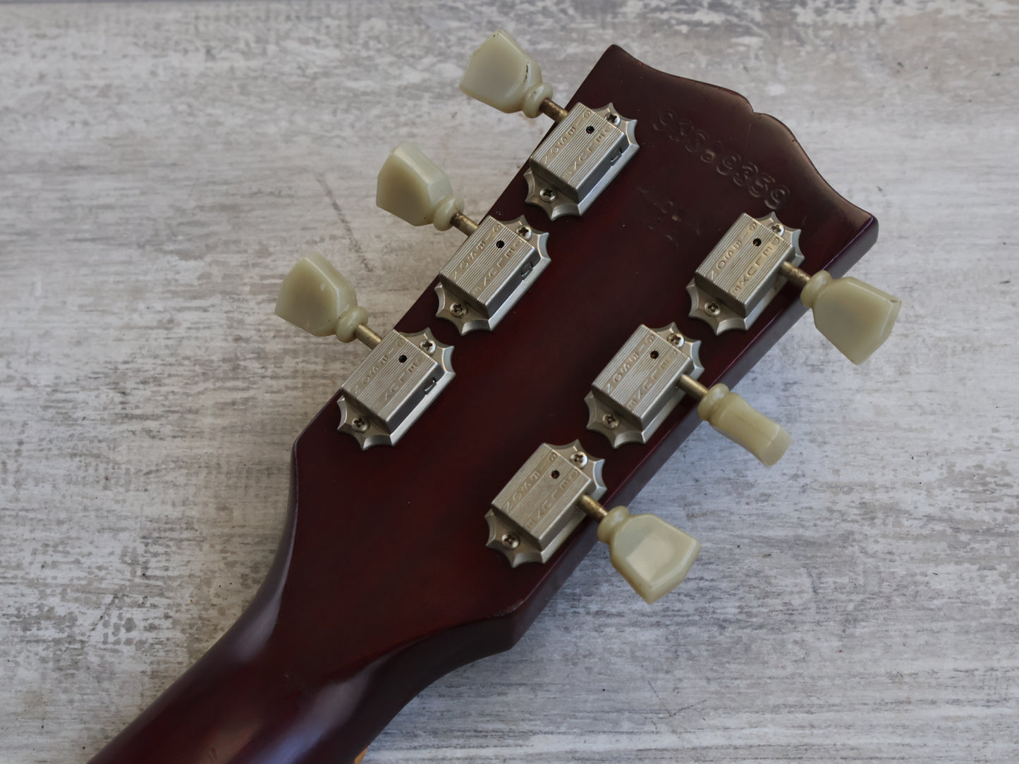 1999 Gibson USA Les Paul Studio (Wine Red)