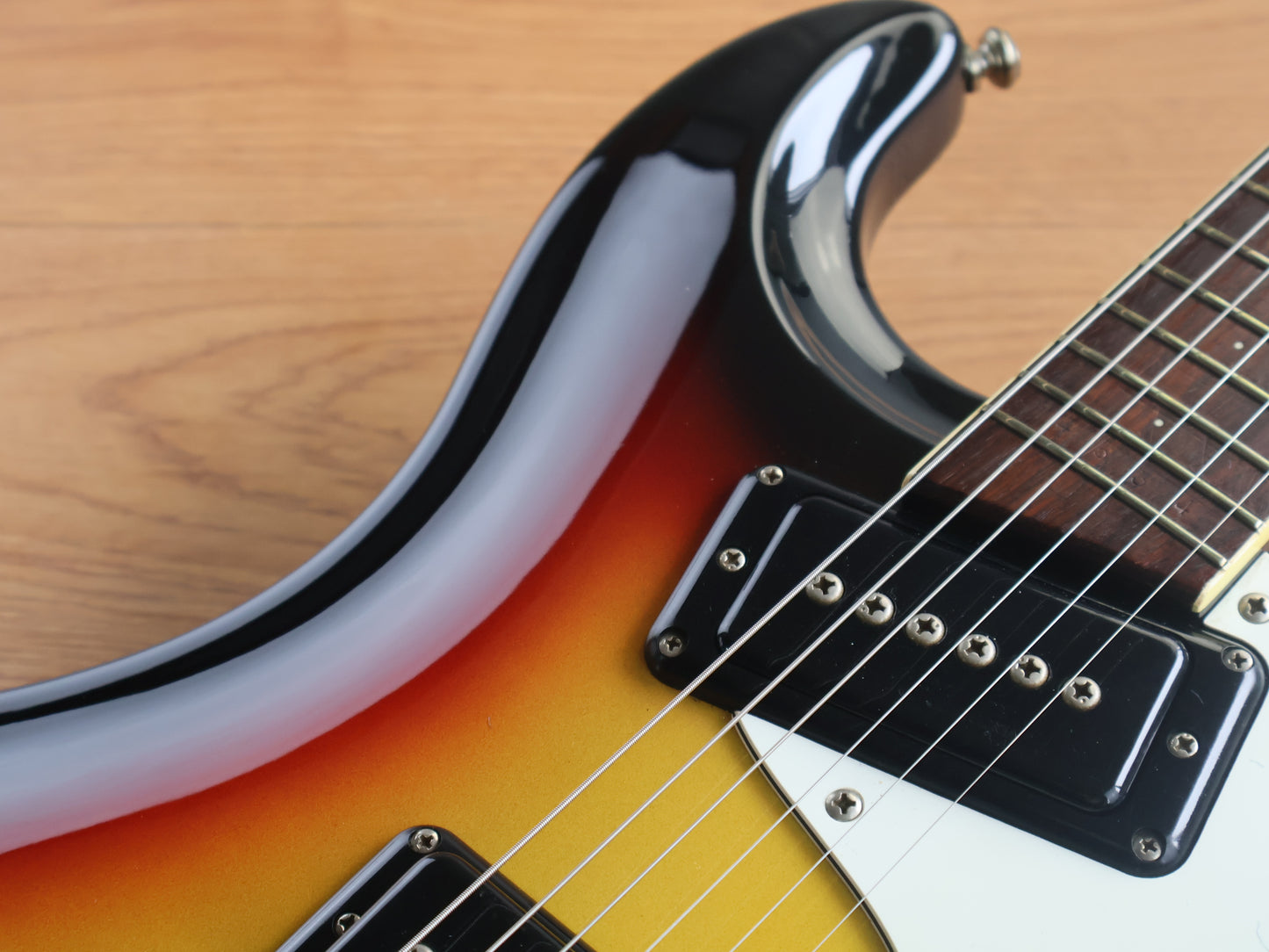 1997 Mosrite "1965" Reissue Ventures Model w/Moseley Tremolo (Sunburst)