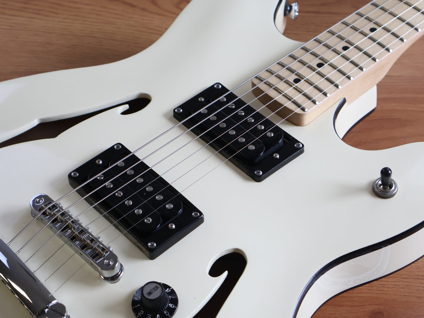 Squier Affinity Starcaster (Olympic White)