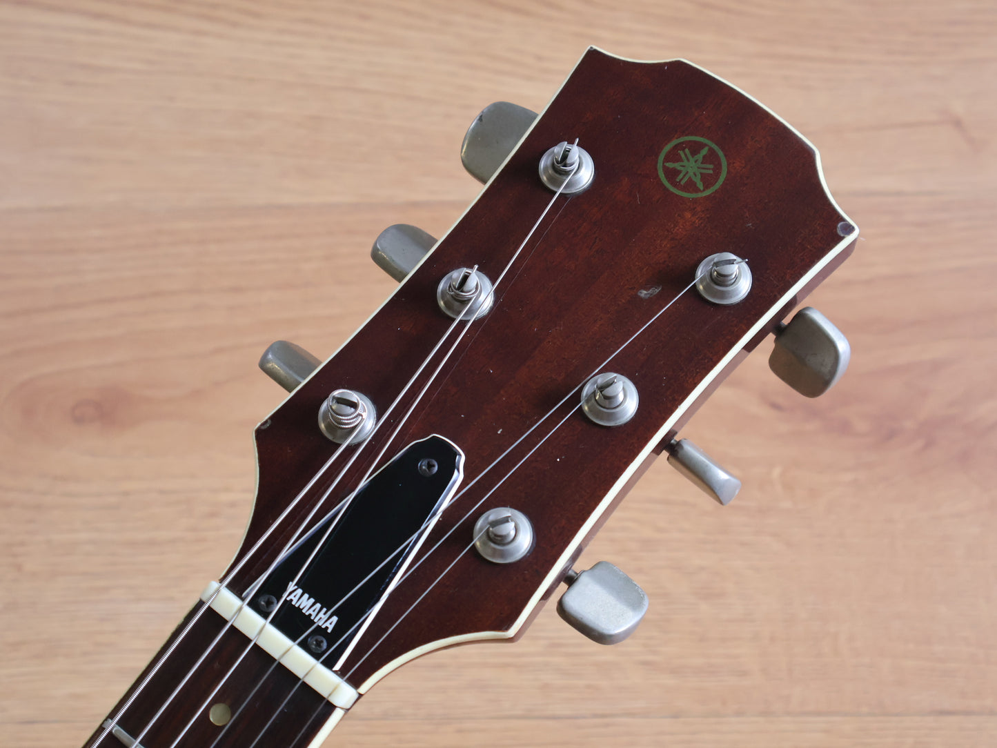 1972 Yamaha Japan SG45 Single Cutaway Flat Top Les Paul (Natural Brown)