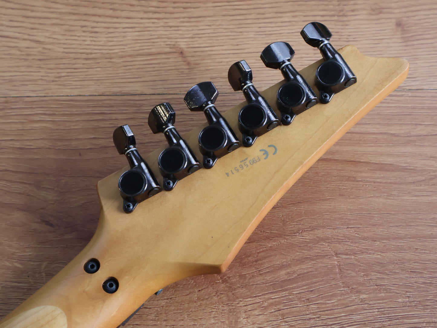 1999 Ibanez Japan PGM30 Paul Gilbert Signature Model (White)