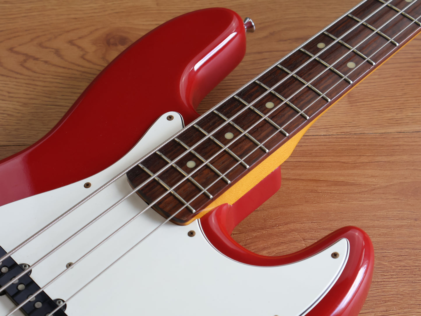 2010 Edwards Japan E-JB-100R/LT Jazz Bass (Torino Red)