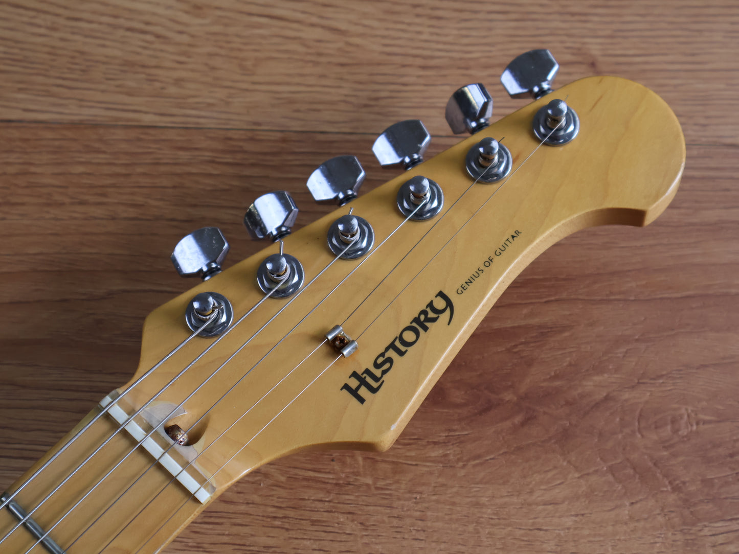 2003 History (Fujigen Japan) Z1 '54 Reissue Stratocaster (Black)