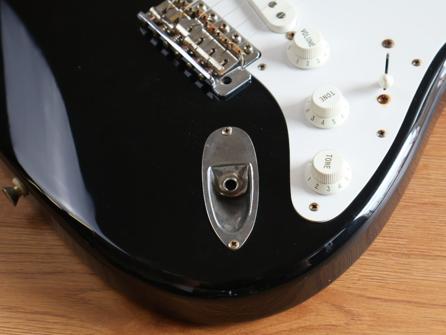 2003 History (Fujigen Japan) Z1 '54 Reissue Stratocaster (Black)