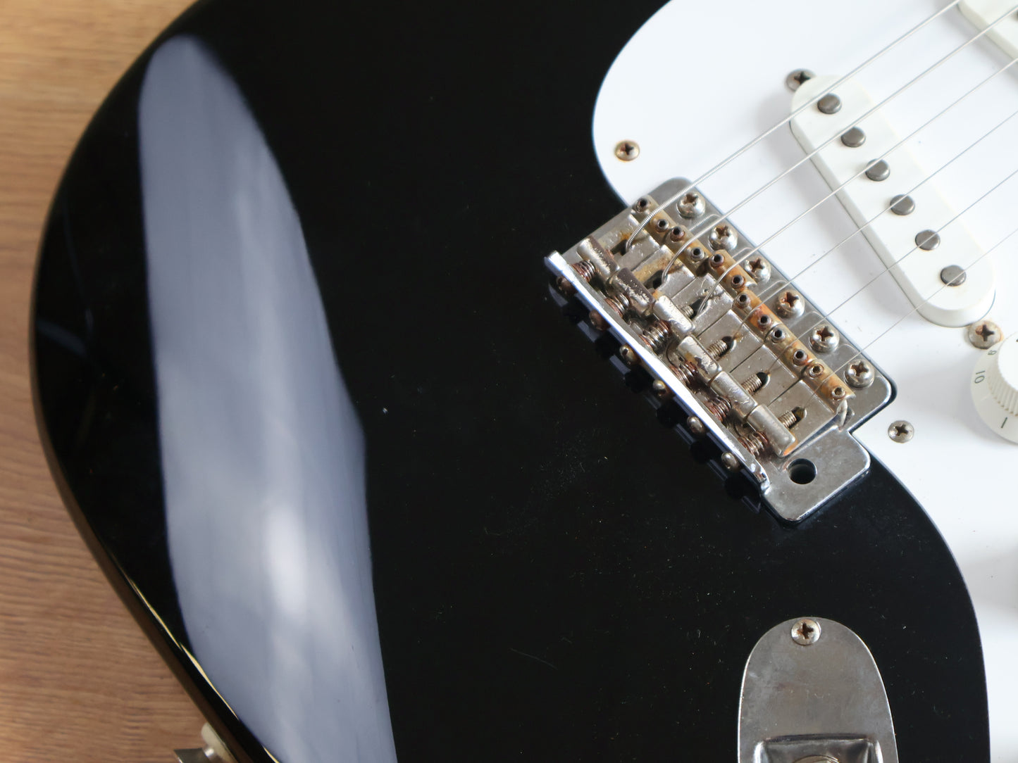 2003 History (Fujigen Japan) Z1 '54 Reissue Stratocaster (Black)