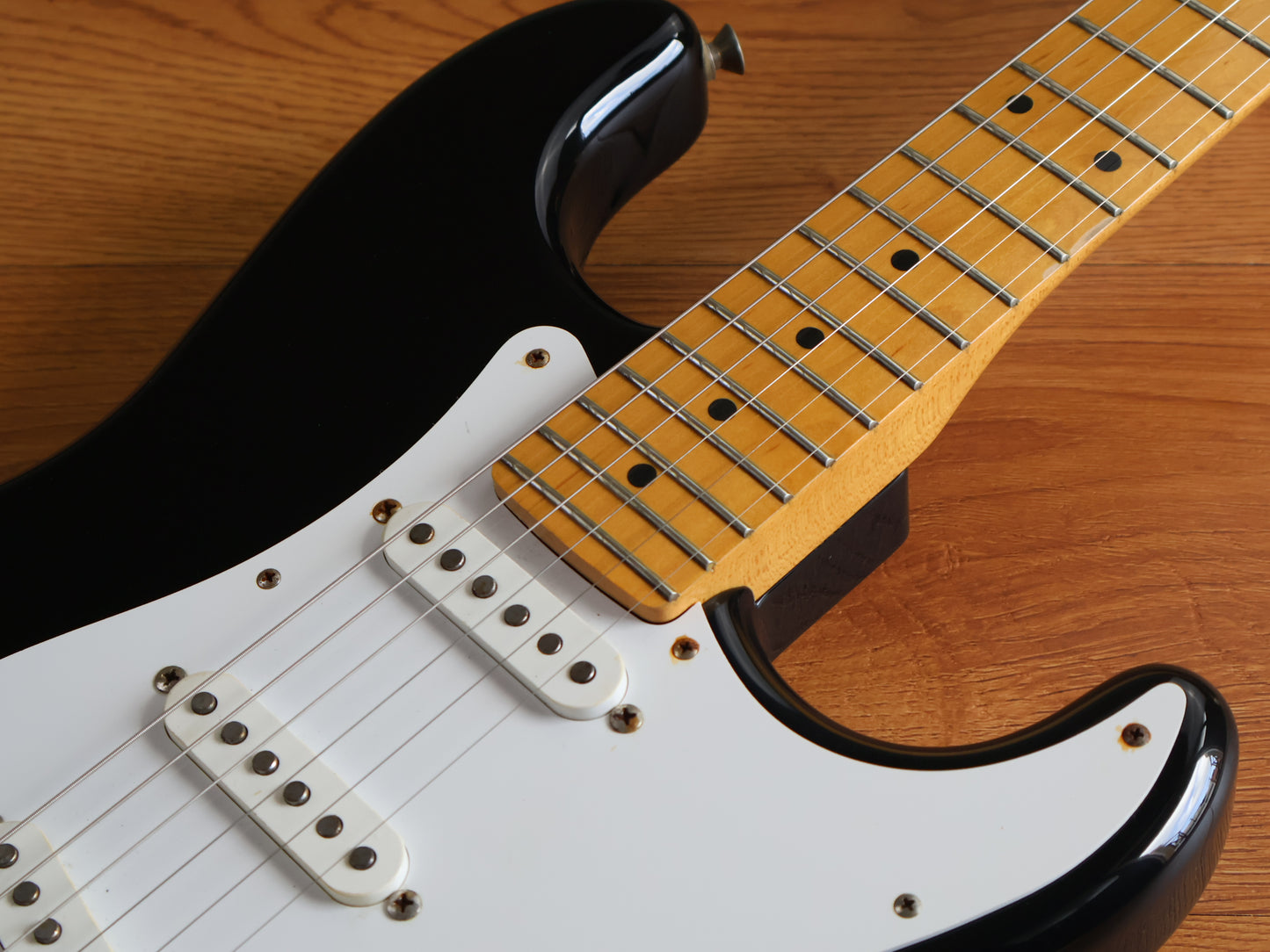2003 History (Fujigen Japan) Z1 '54 Reissue Stratocaster (Black)