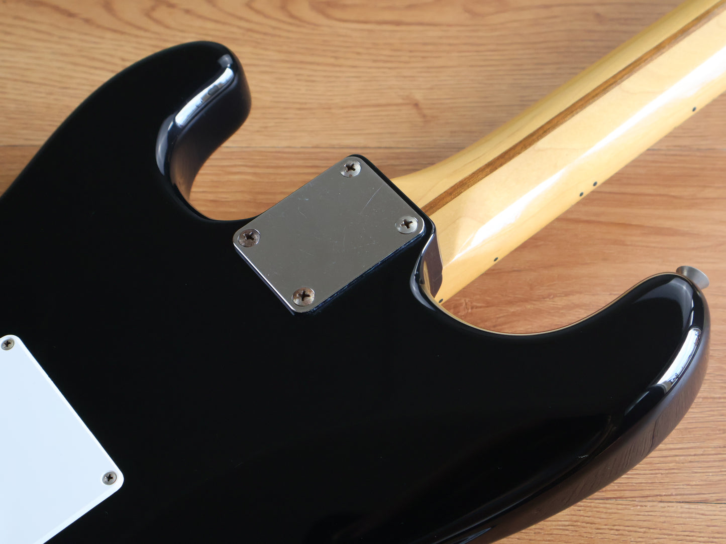 2003 History (Fujigen Japan) Z1 '54 Reissue Stratocaster (Black)