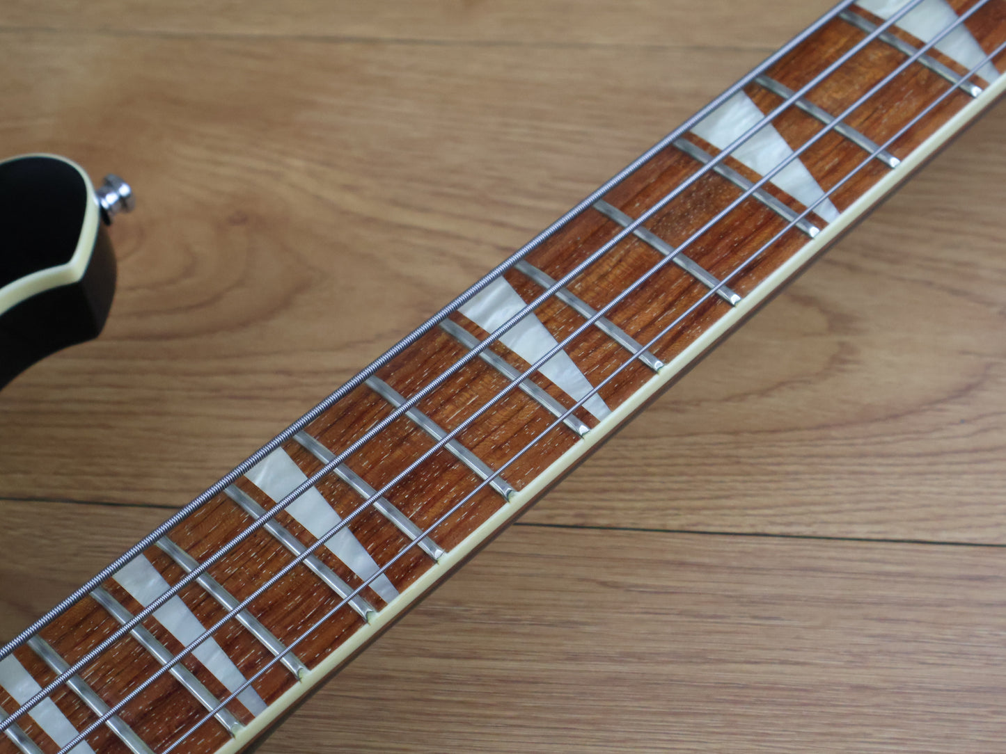 2011 Rickenbacker USA 4003 Jetglo Bass