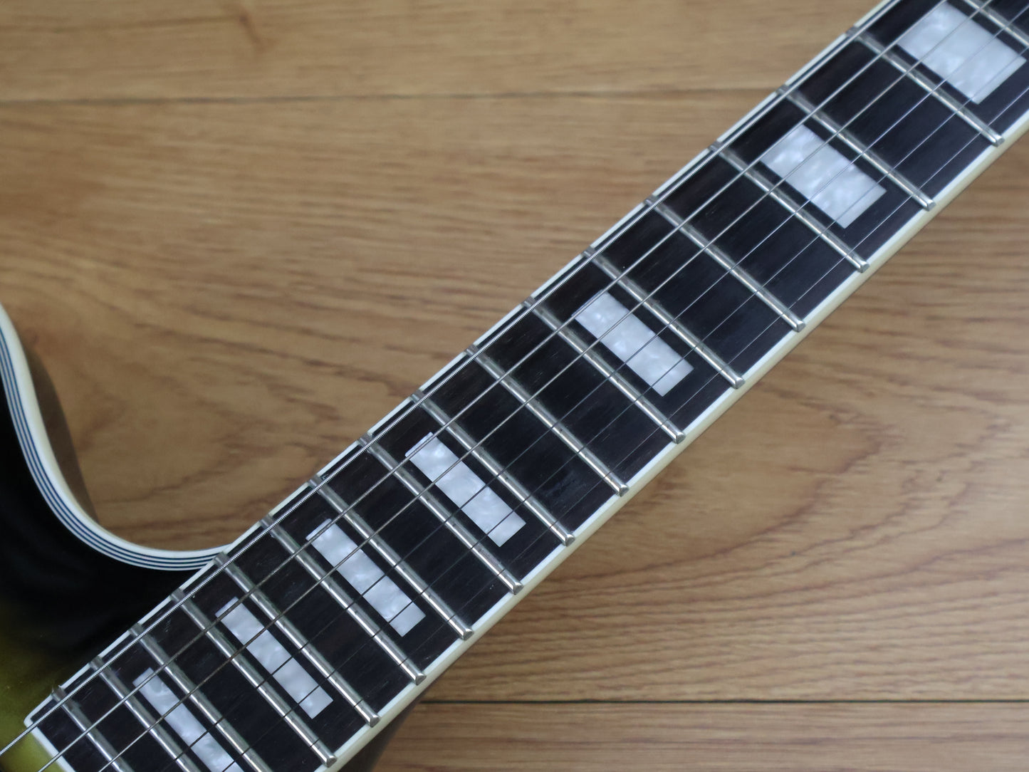 2023 ESP LTD Bill Kelliher Sparrowhawk Offset (Vintage Silver Sunburst)