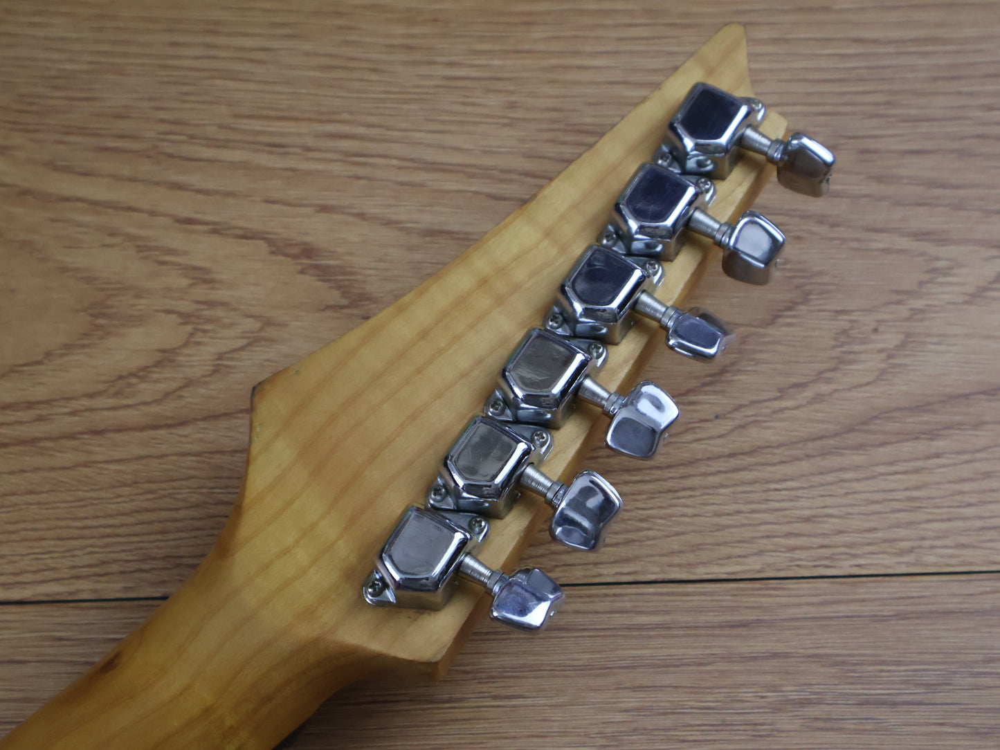 1994 Ibanez VZR-140/RD Silver Cadet Superstrat (Fiesta Red)