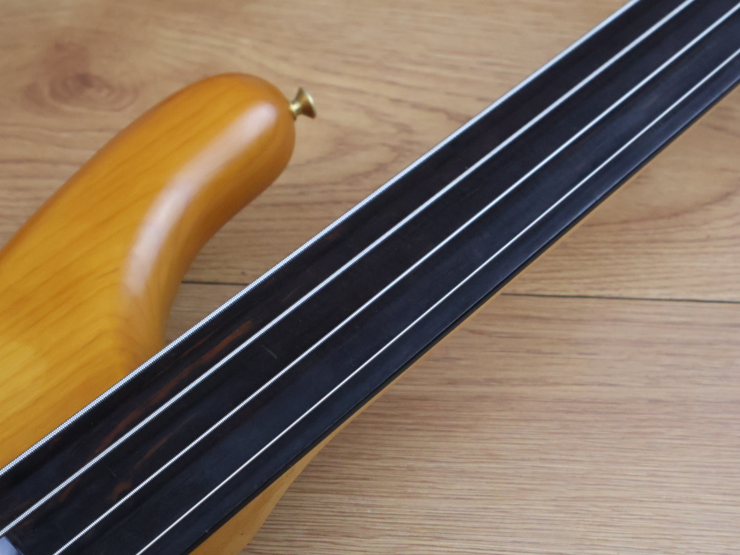 1989 Rockoon Japan (by Kawai) RB-80JJ FL Fretless Bass (Natural)