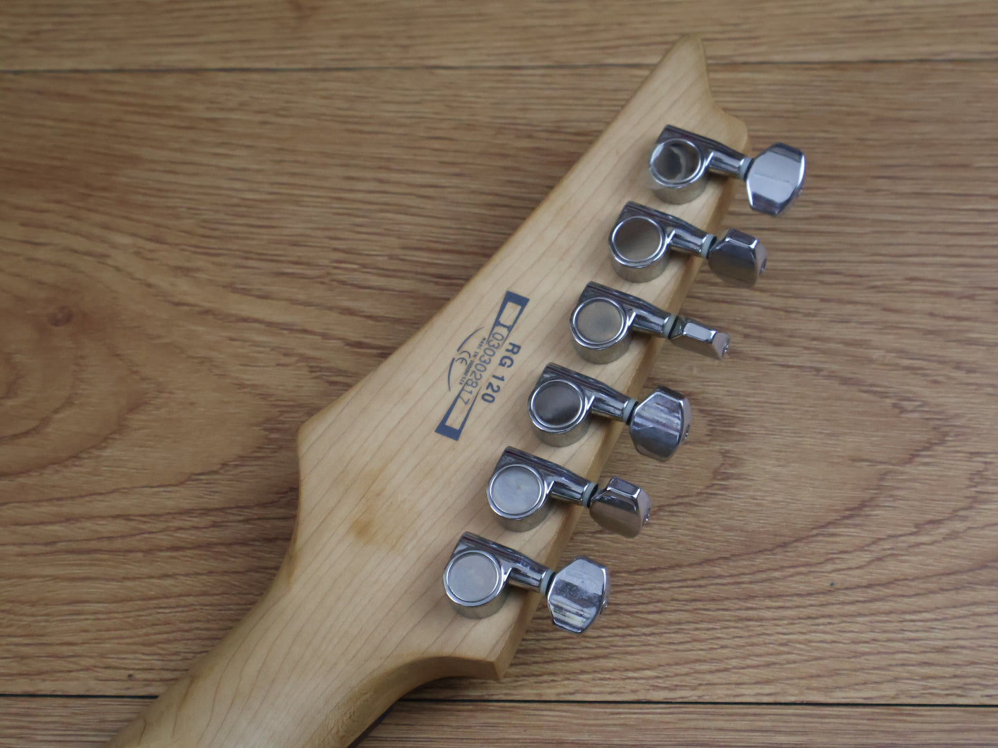 Ibanez RG120 Superstrat (Black)