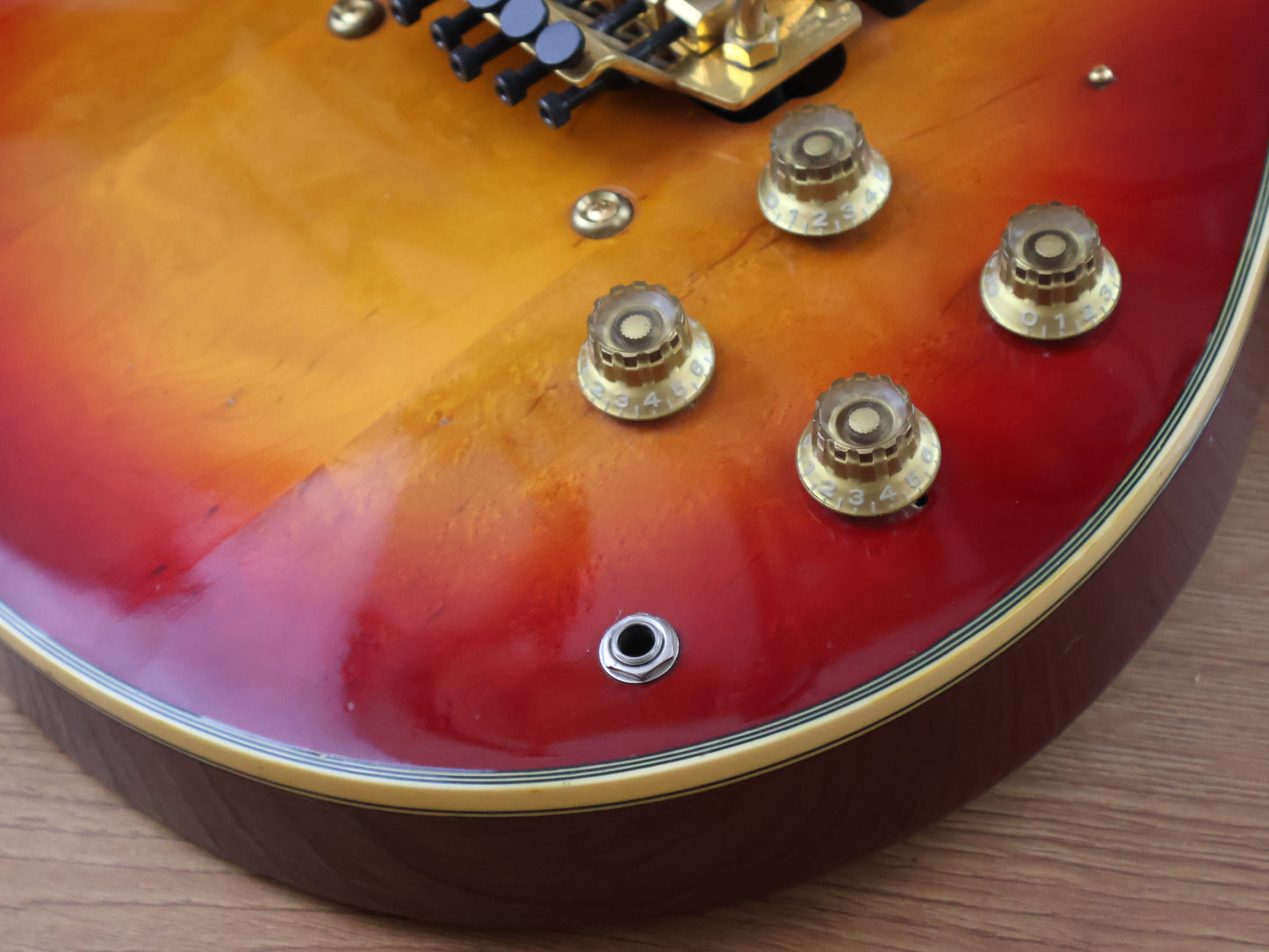 1979 Yamaha Japan SG-2000 Neckthrough Double Cutaway w/Floyd Rose (Cherry Sunburst)