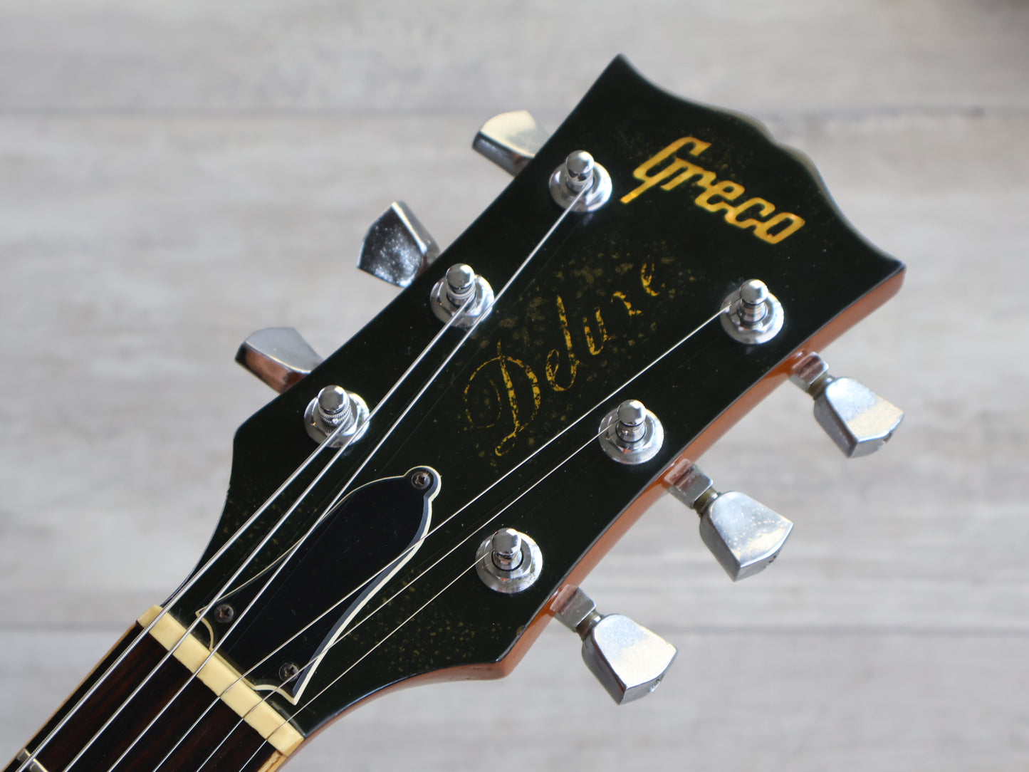 1976 Greco Japan EG-550GS Les Paul Deluxe (Goldtop)