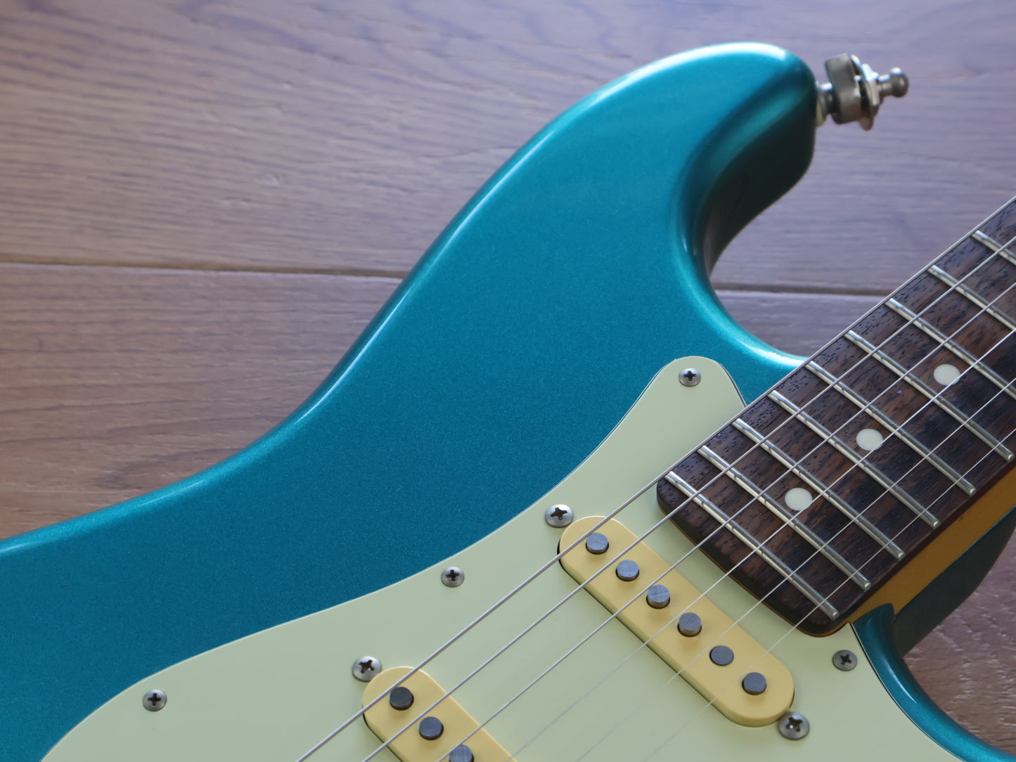 2009 Cool Z Japan ZST-1R Stratocaster (Lake Placid Blue)