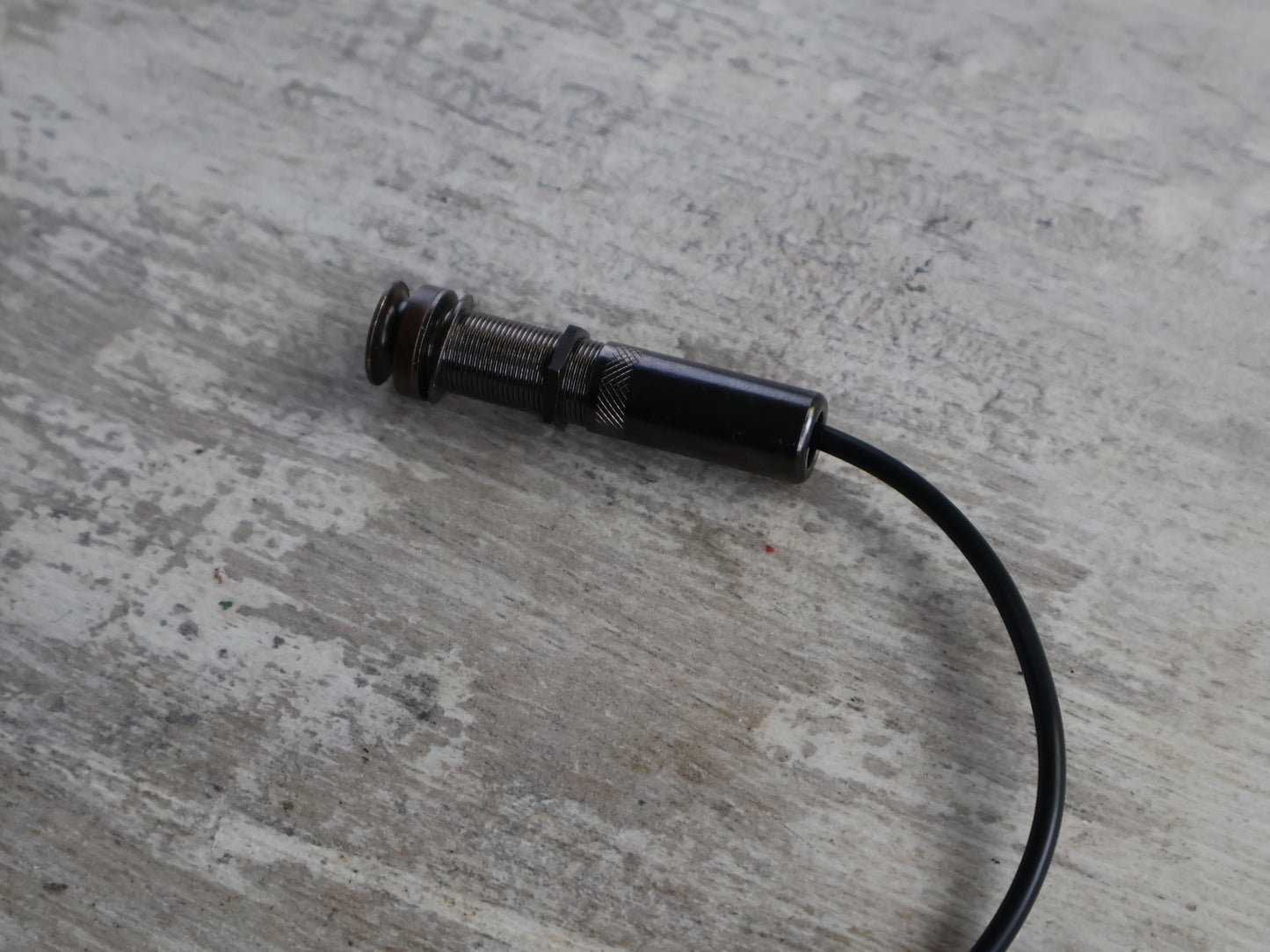LR Baggs M1 Series Acoustic Guitar Soundhole Pickup