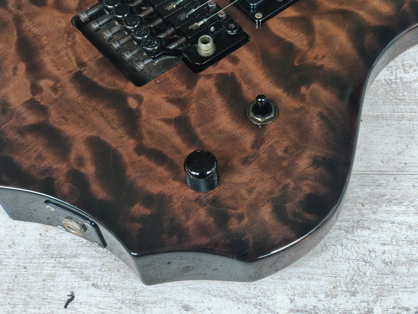2000's Edwards (by ESP) E-P-98a Pierrot Artist Model F Series (Brown)