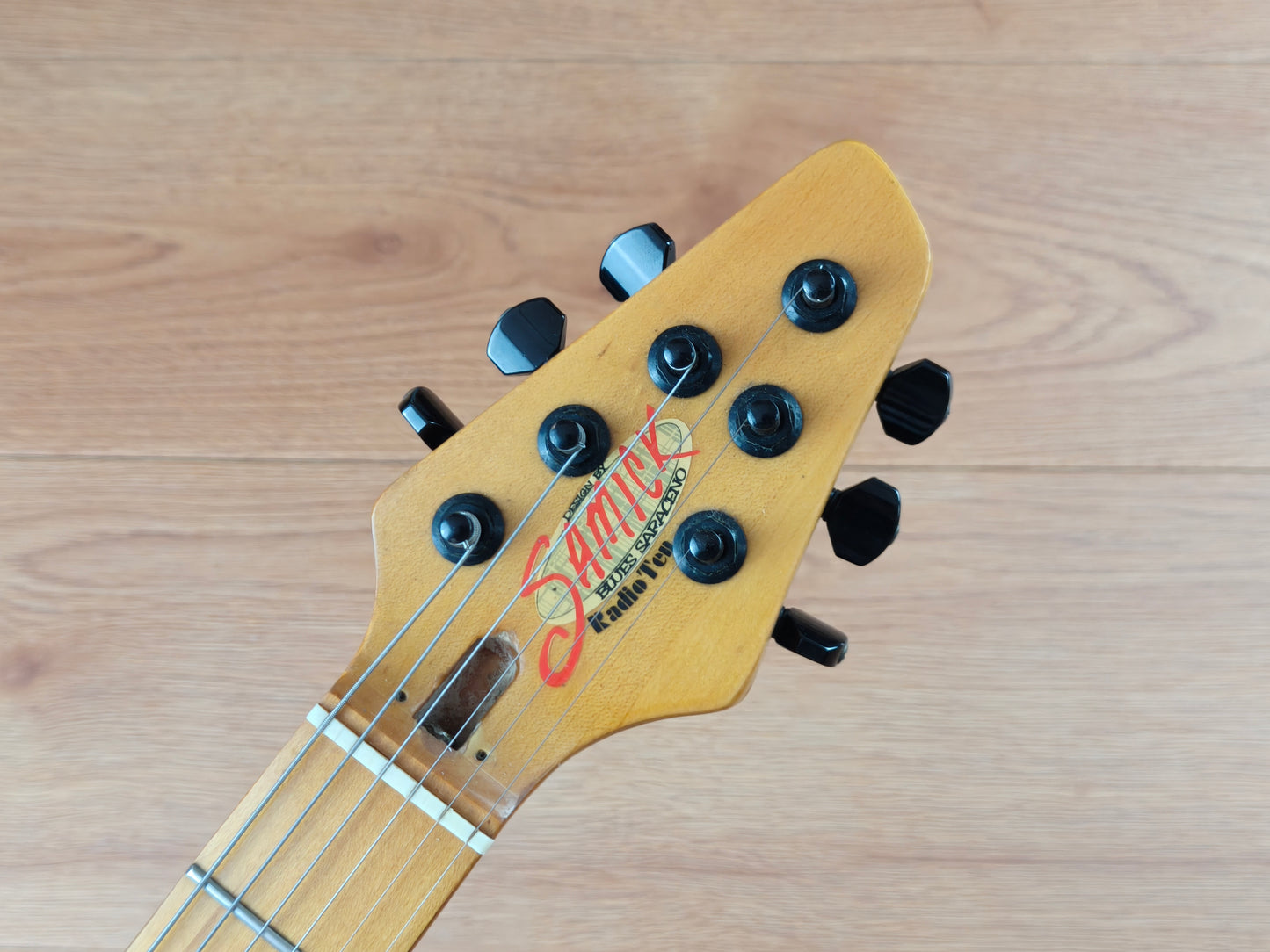 1990's Samick Radio Ten Blues Saraceno HH (Red)