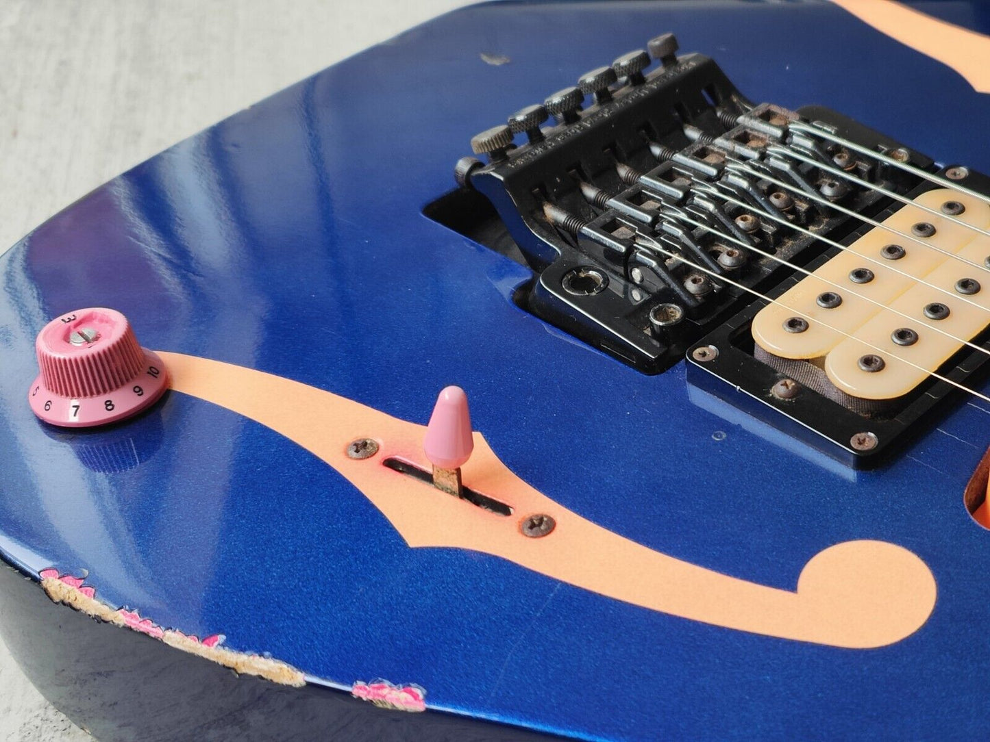 1993 Ibanez Japan PGM100 Paul Gilbert Signature Model Superstrat (Jewel Blue)