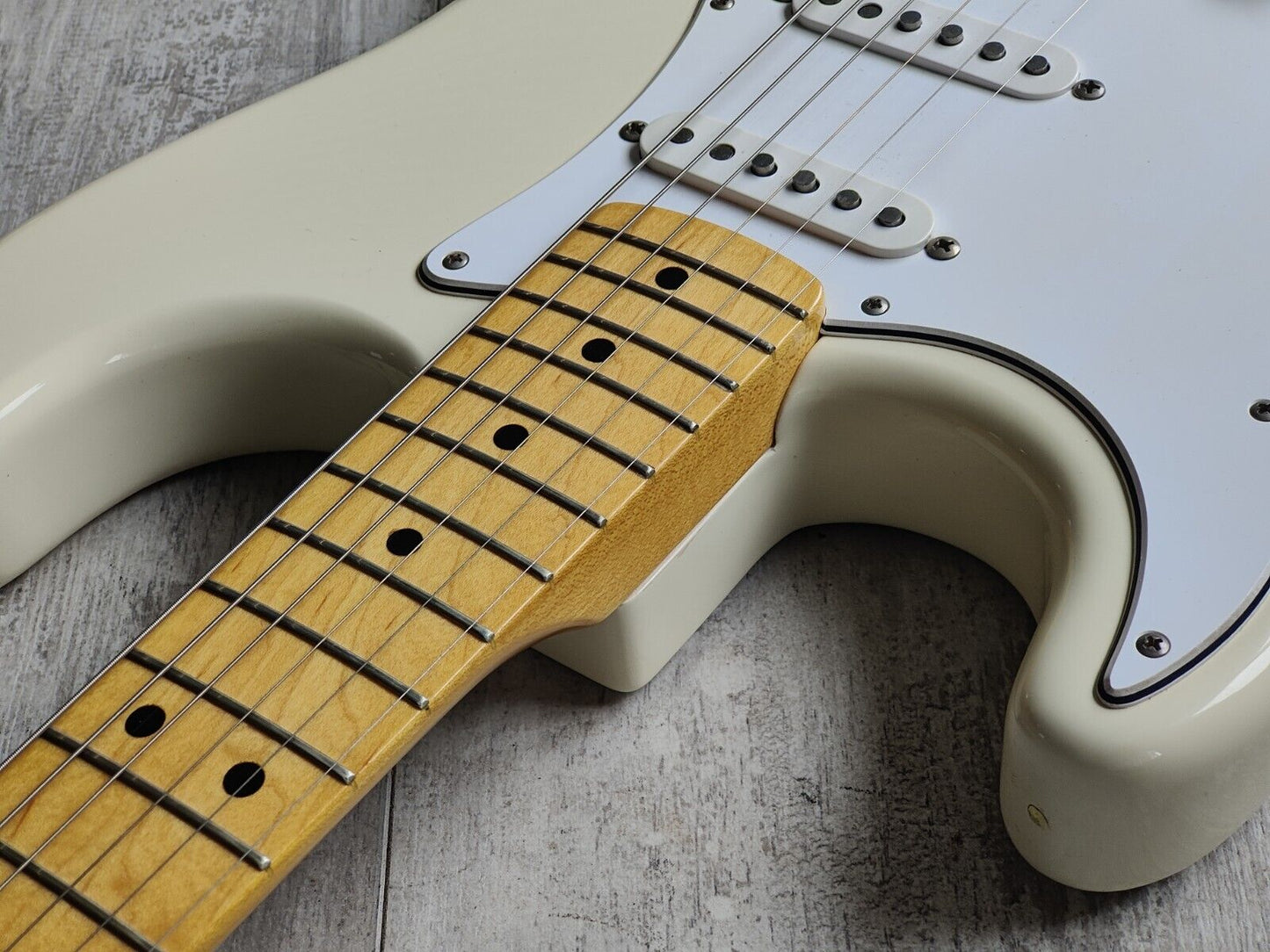 2004 Fender Japan ST68-75L LH Left Handed '68 Stratocaster (Vintage White)