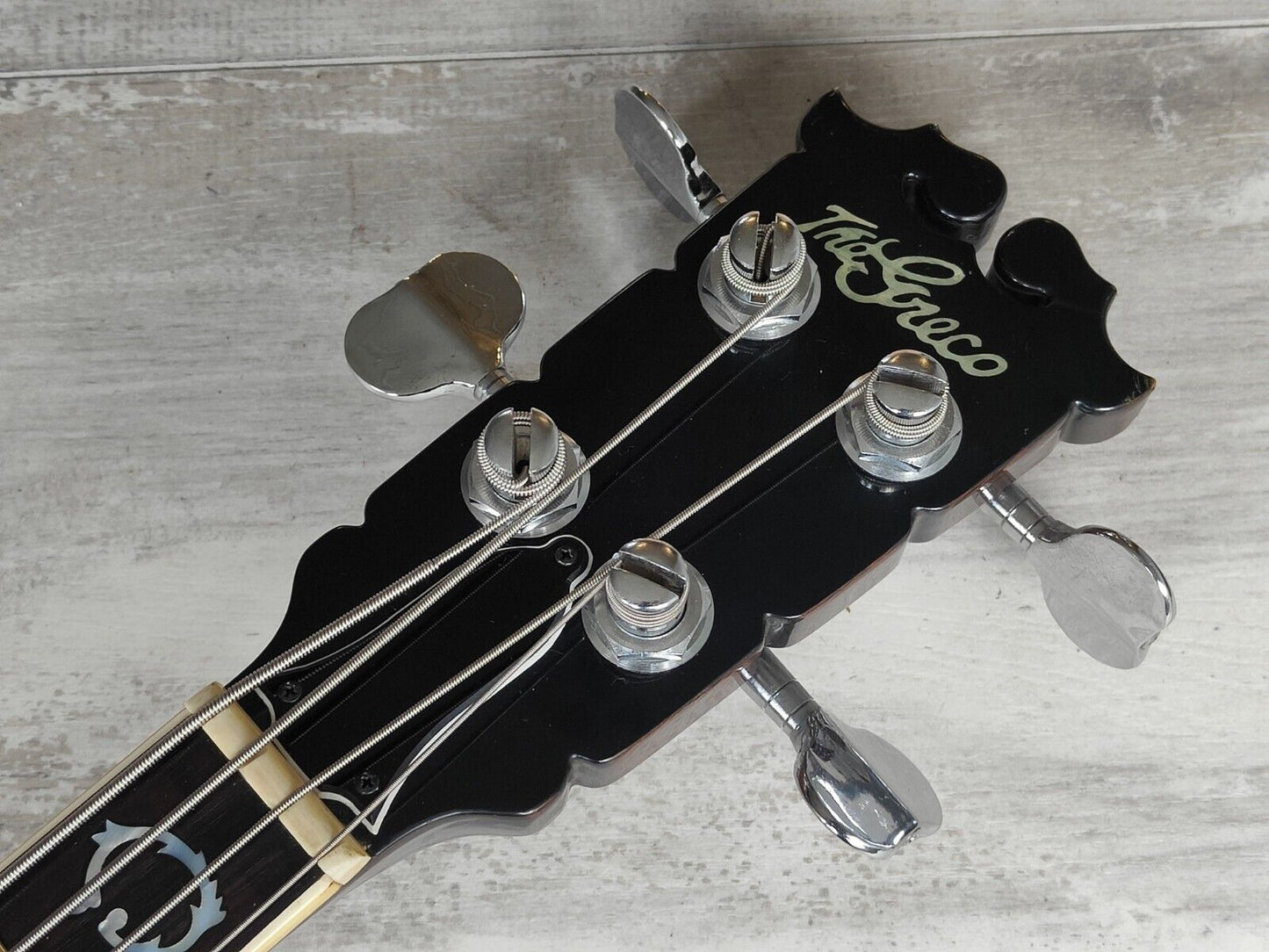 1975 Greco SB-850 Suzi Quatro Thunderbird Bass (Brown Sunburst)