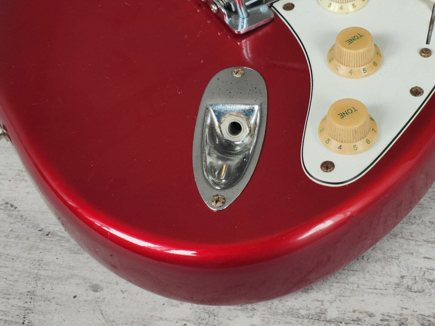 1983 Tokai Japan SS-40 Silver Star Stratocaster (Candy Apple Red)