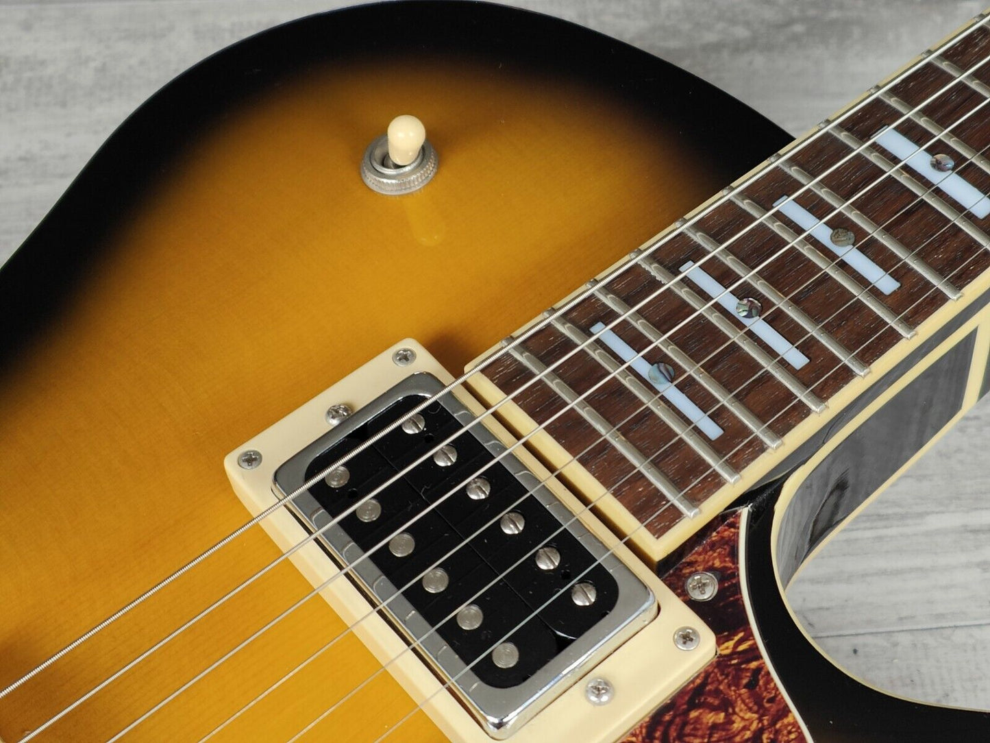 2013 Italia Torino Semi Hollowbody Electric Guitar (Sunburst)
