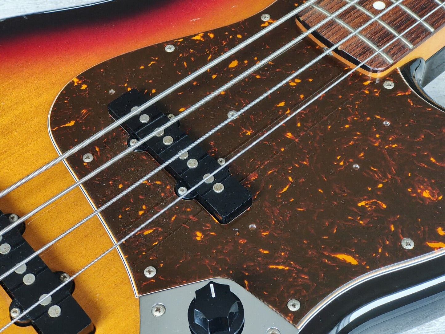 2006 Fender Japan JB62-58 '62 Reissue Jazz Bass (Sunburst)