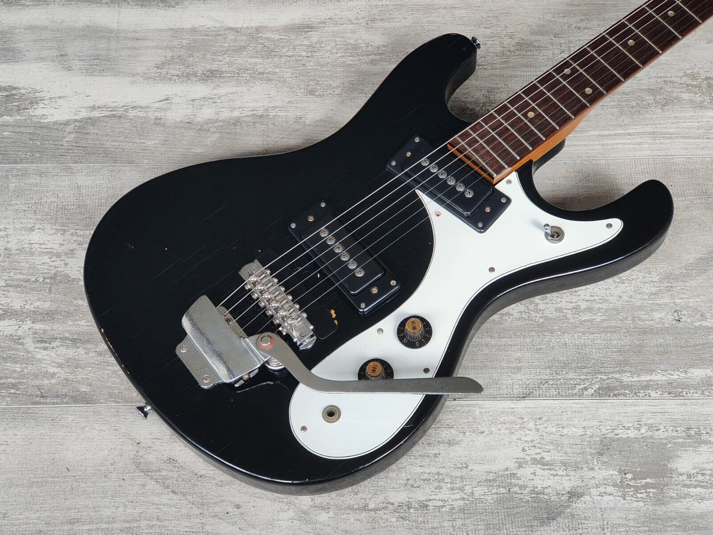 1960's Thomas (by Kiso Suzuki) Mosrite Style Offset (Black)