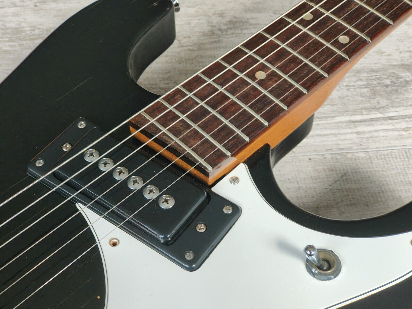 1960's Thomas (by Kiso Suzuki) Mosrite Style Offset (Black)