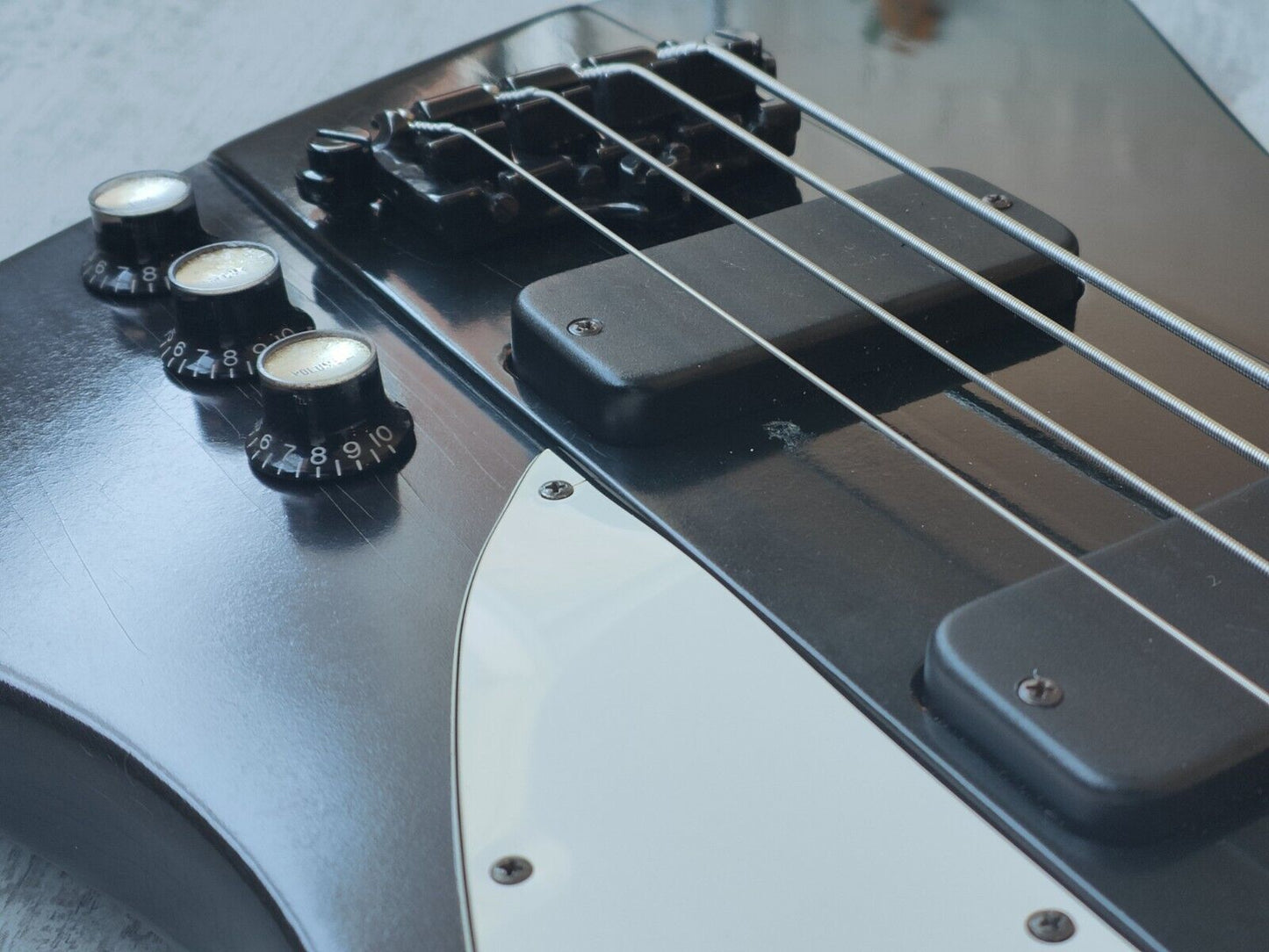 1999 Gibson USA Thunderbird IV Bass (Ebony)
