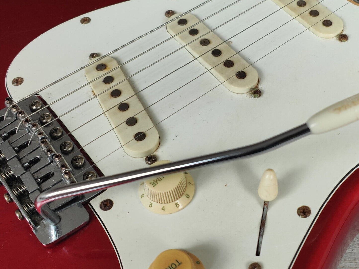 1983 Tokai Japan SS-40 Silver Star Stratocaster (Candy Apple Red)