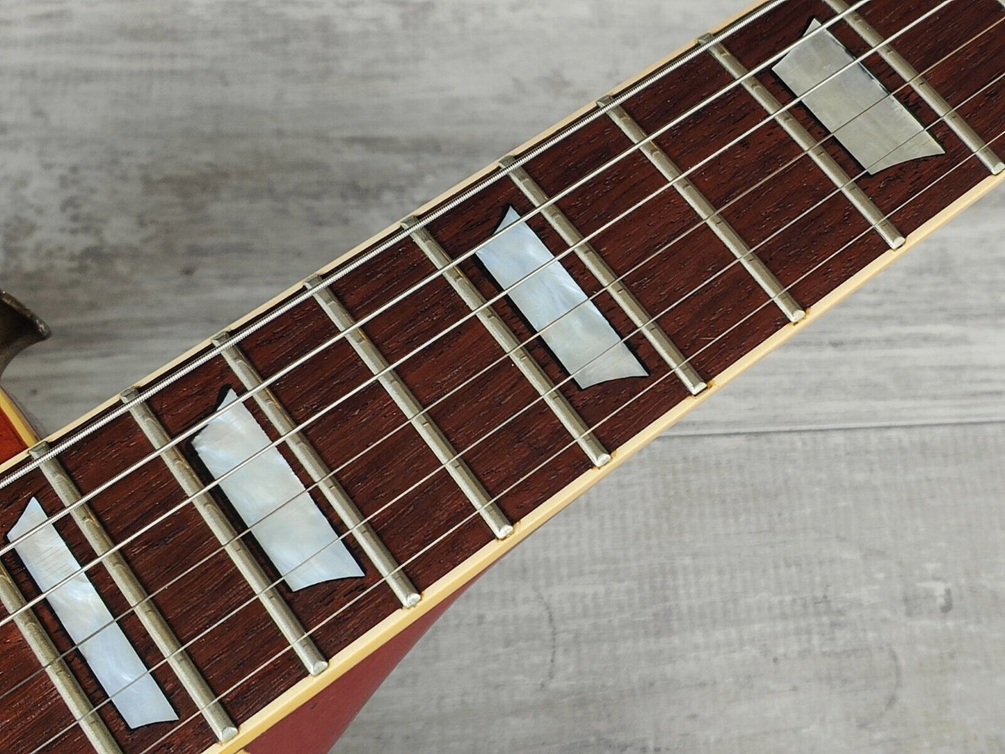 1983 Tokai Love Rock TLS-50 Les Paul Standard (Brown Sunburst)