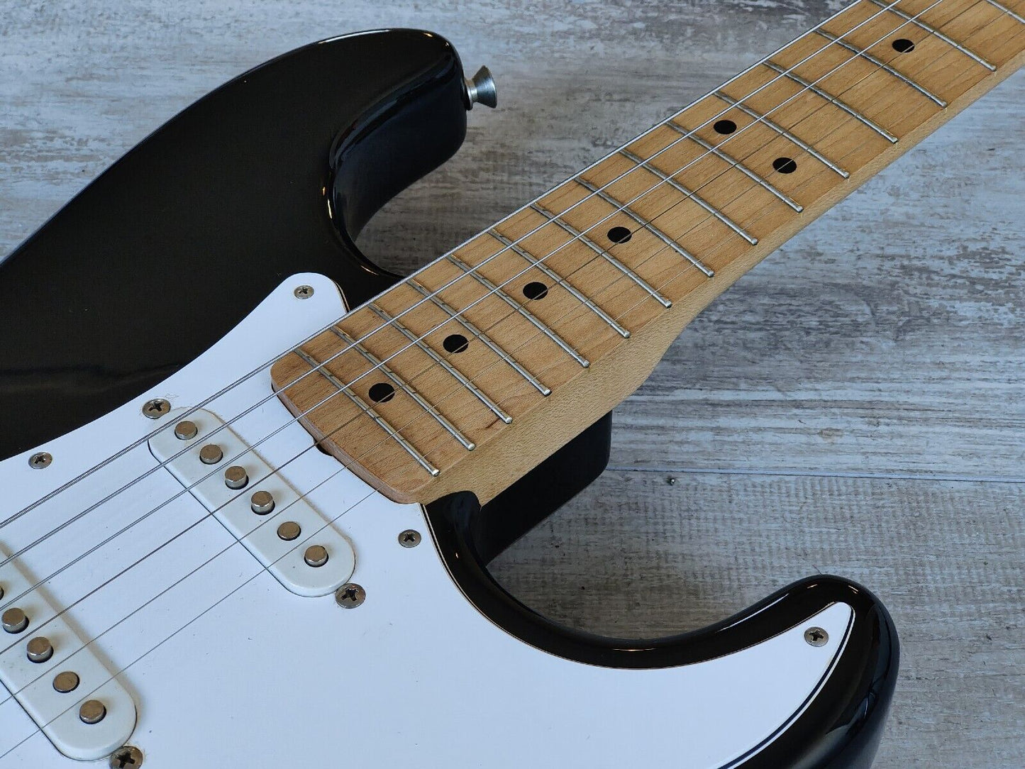 2006 Fender Japan Stratocaster Standard (Black)