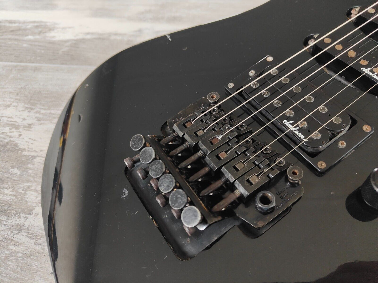 1991 Charvel Jackson Japan DK-065-SSH Dinky (Black)