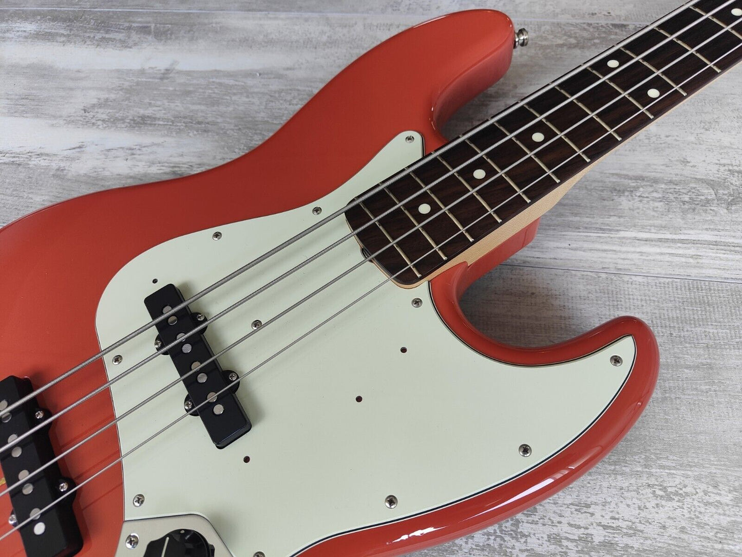 2021 Fender Japan Traditional 60's Jazz Bass (Fiesta Red)