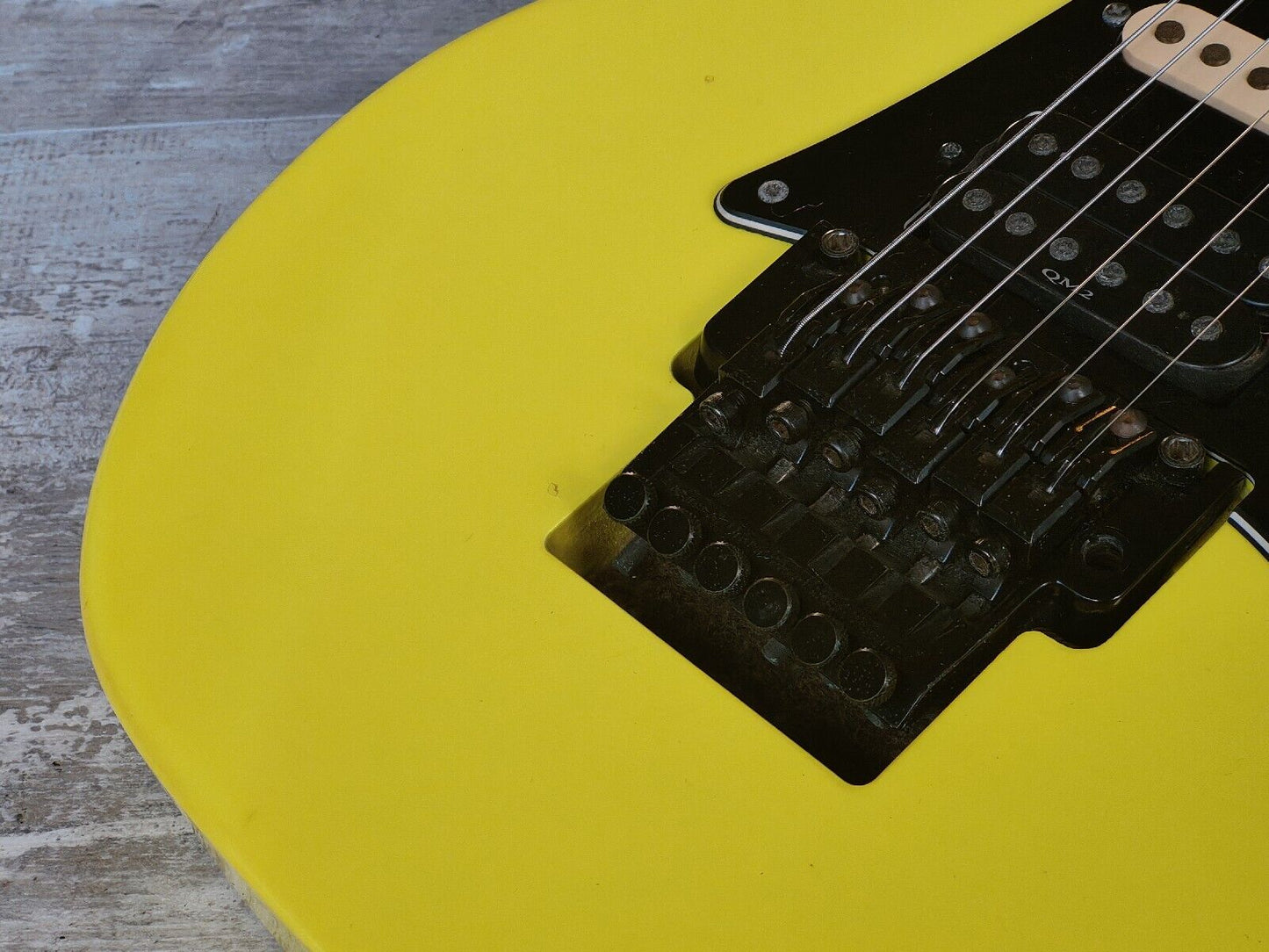 2002 Ibanez Japan RG-550 Superstrat (Desert Sun Yellow)
