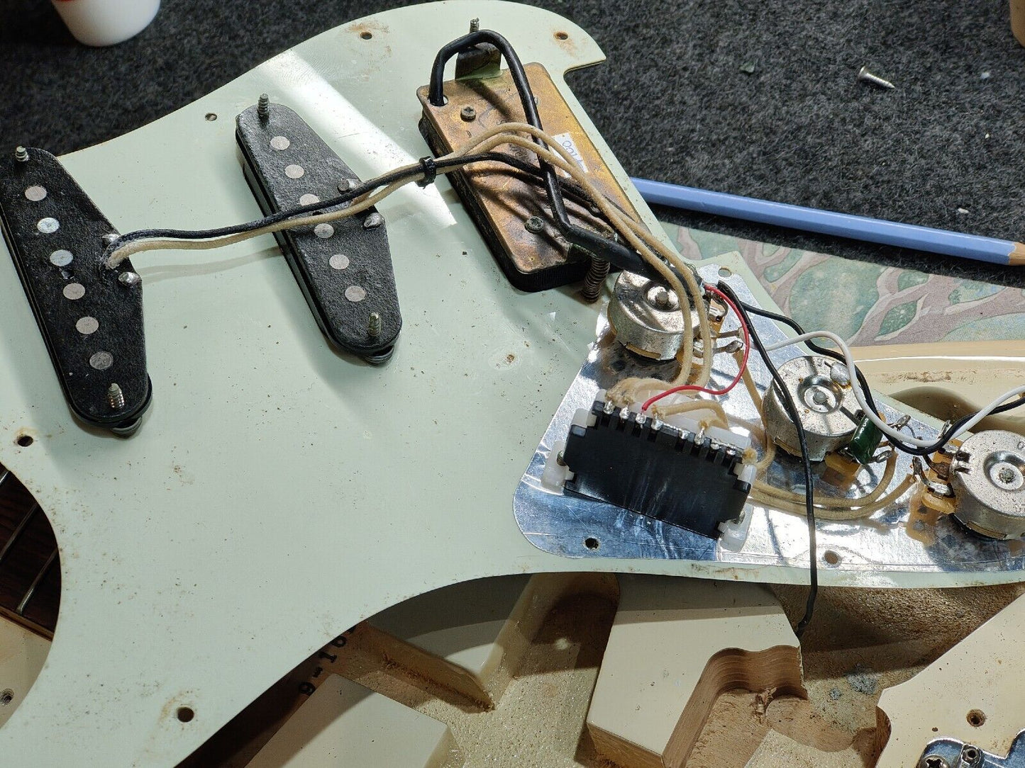 2004 Fender Japan ST72-58US '72 Reissue Stratocaster (Vintage White)