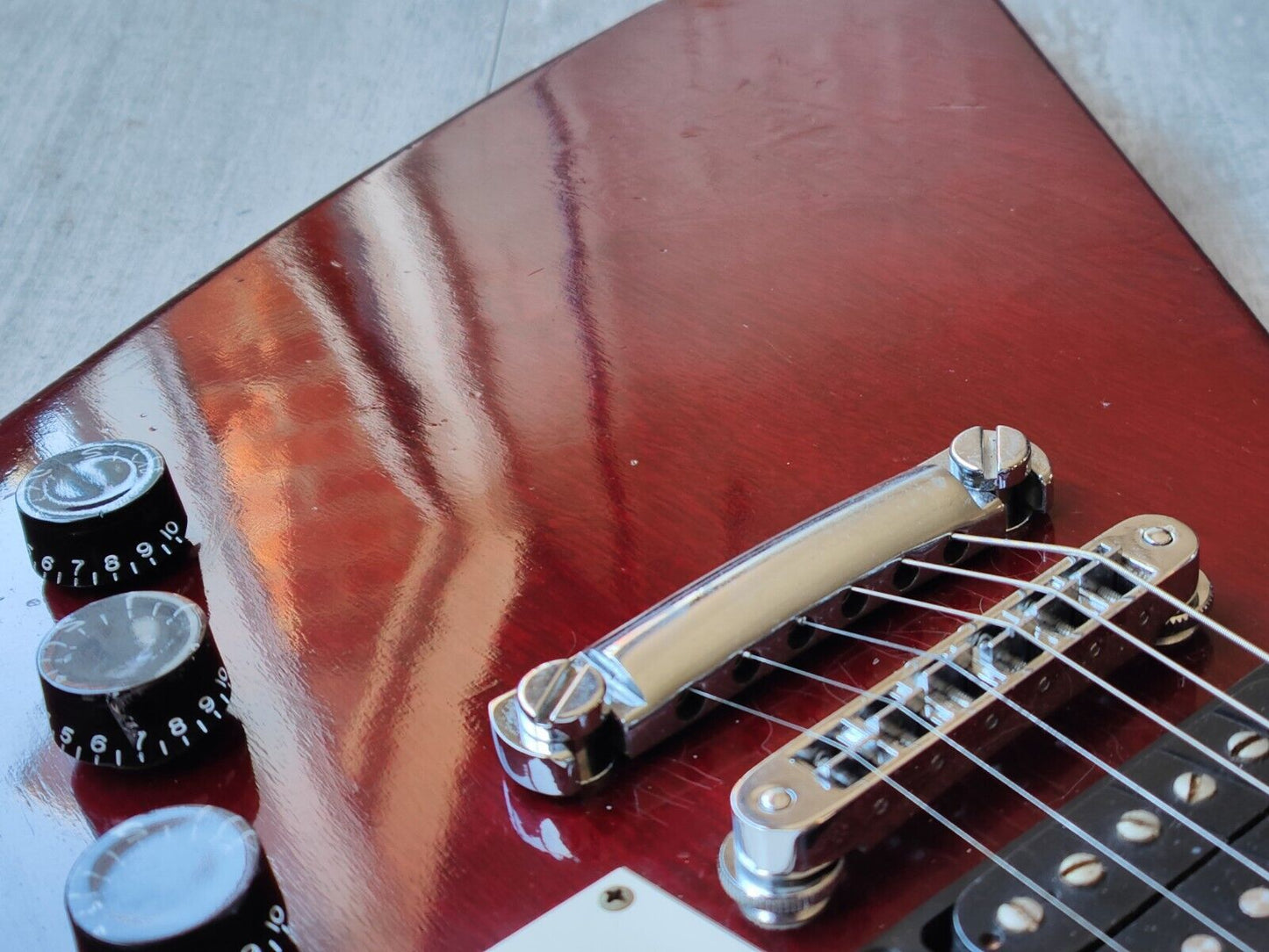 1998 Gibson USA '76 Reissue Explorer (Cherry Red)