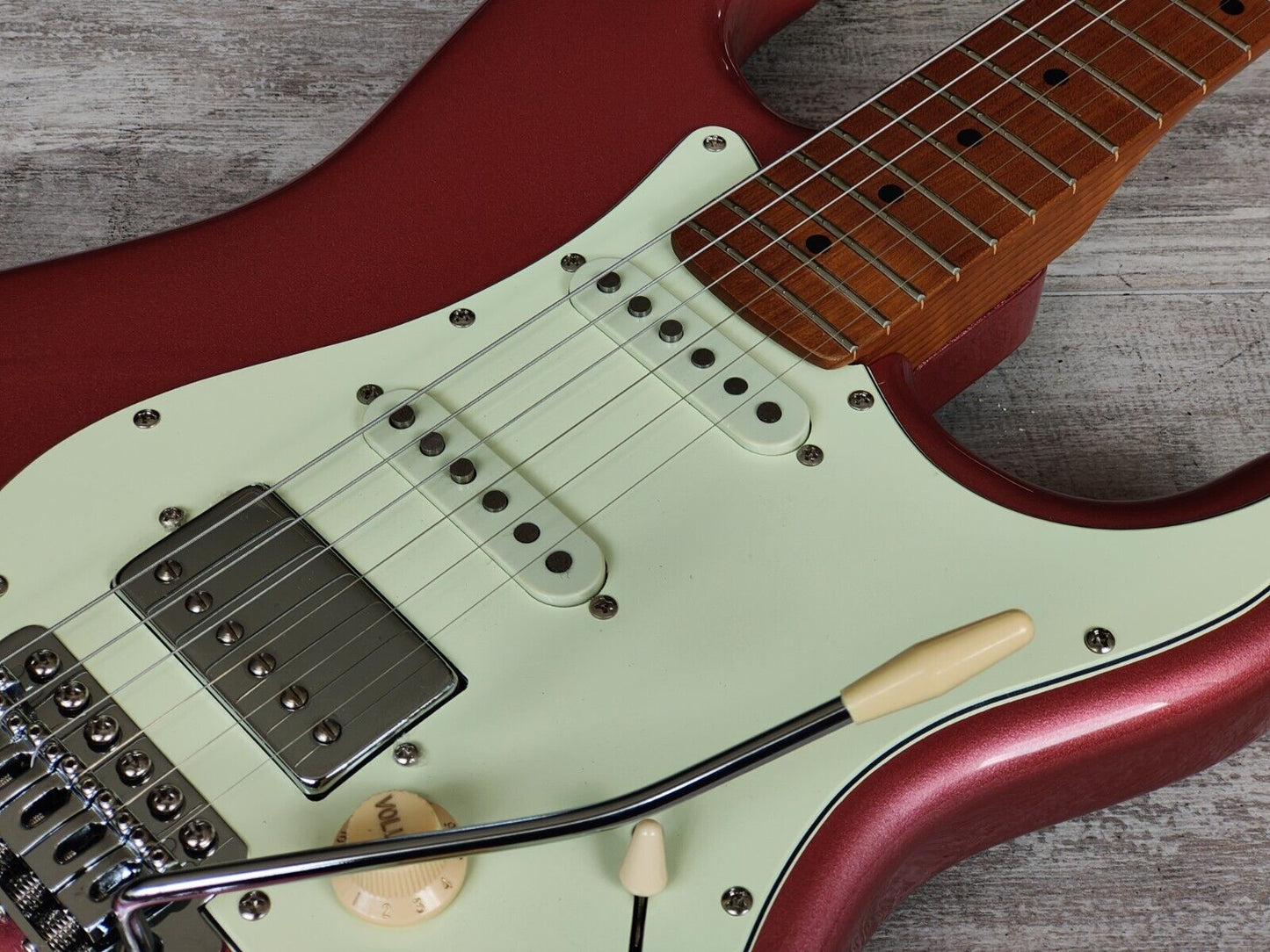 Bacchus Universe Series BST-2-RSM/M Stratocaster (Roasted Maple/Burgundy Mist)