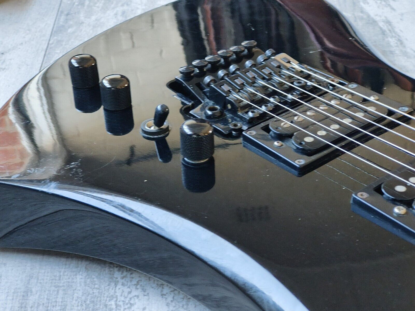 1992 BC Rich MG-851T Japanese Mockingbird w/Floyd Rose (Black)