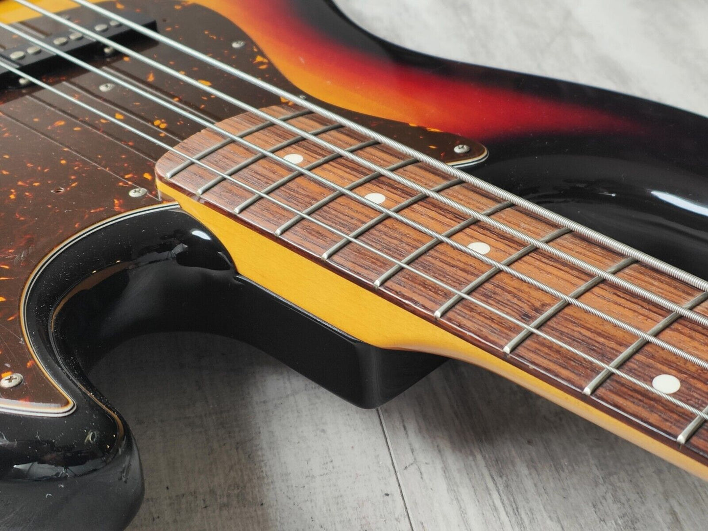 2006 Fender Japan JB62-58 '62 Reissue Jazz Bass (Sunburst)